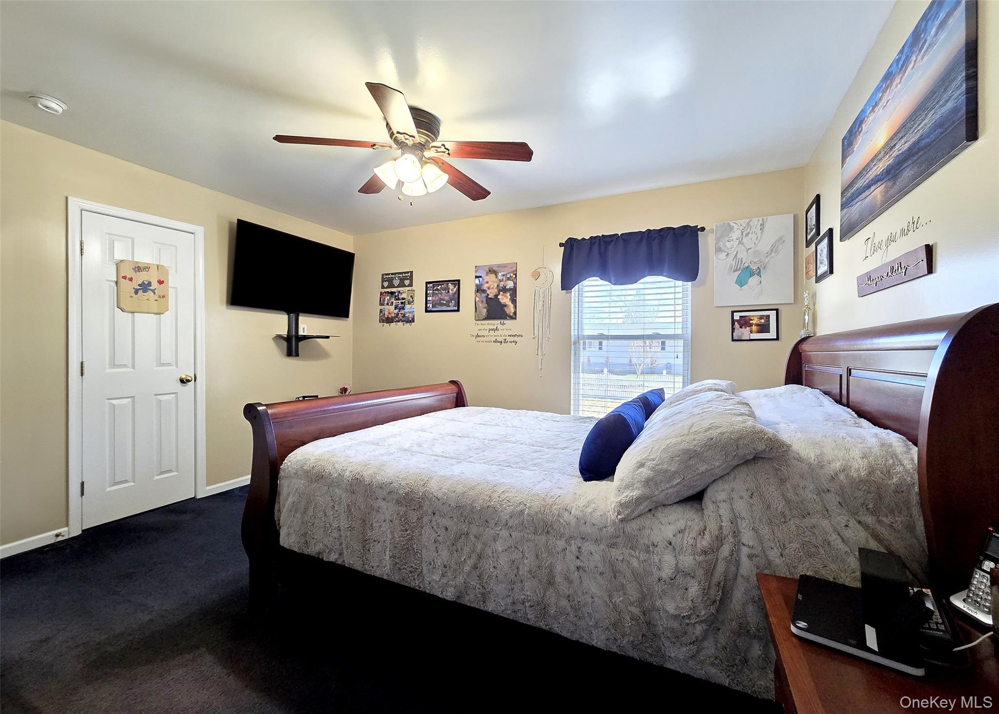 31 Stanley Drive, Shirley, NY 11967