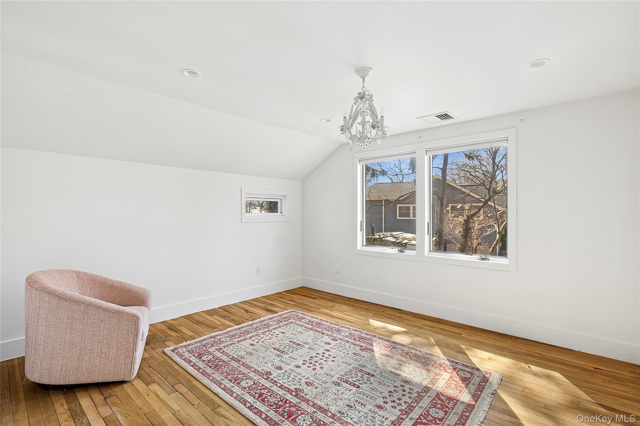 14 Suydam Drive, Melville, NY 11747