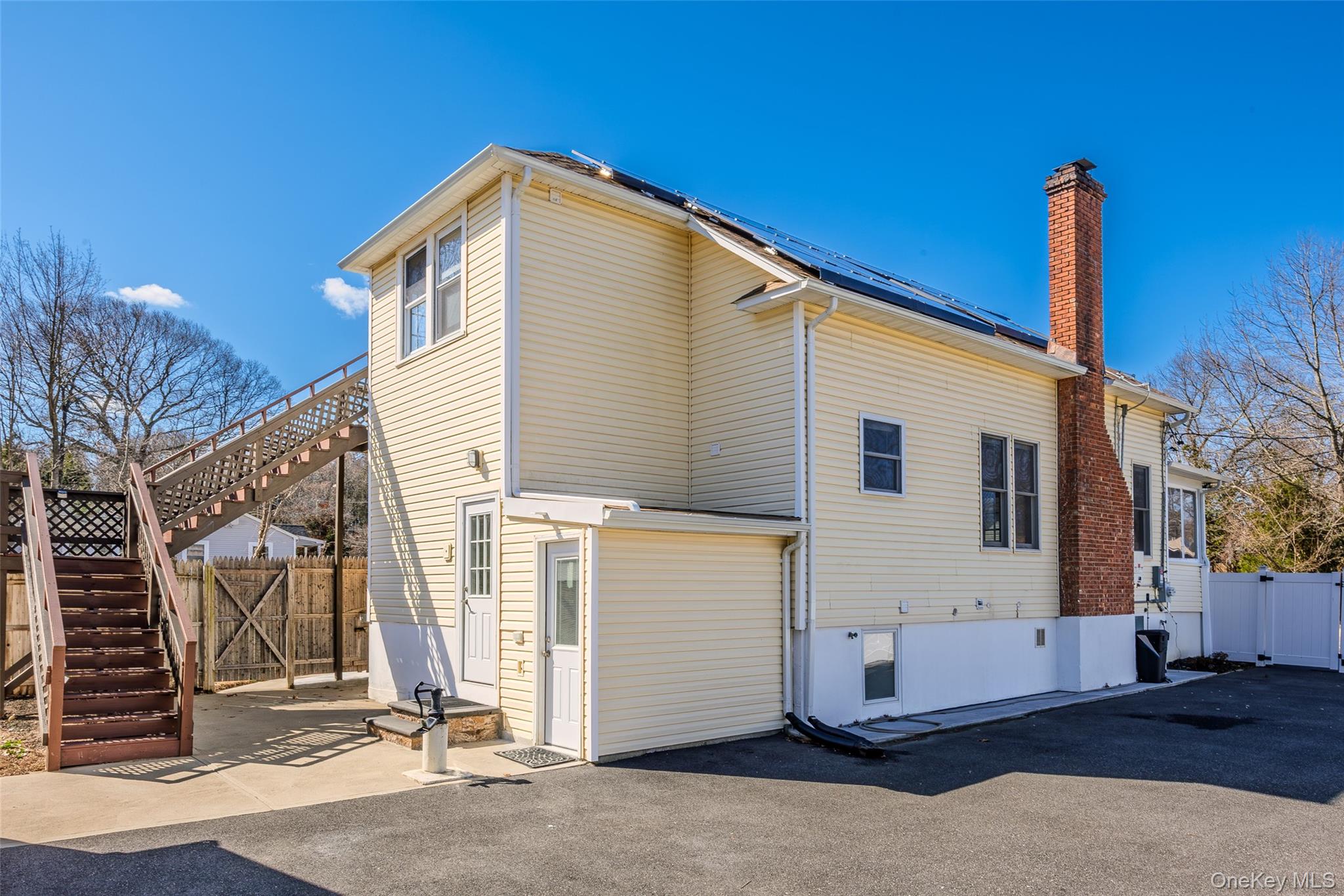 19 Milburn Road, Sound Beach, NY 11789