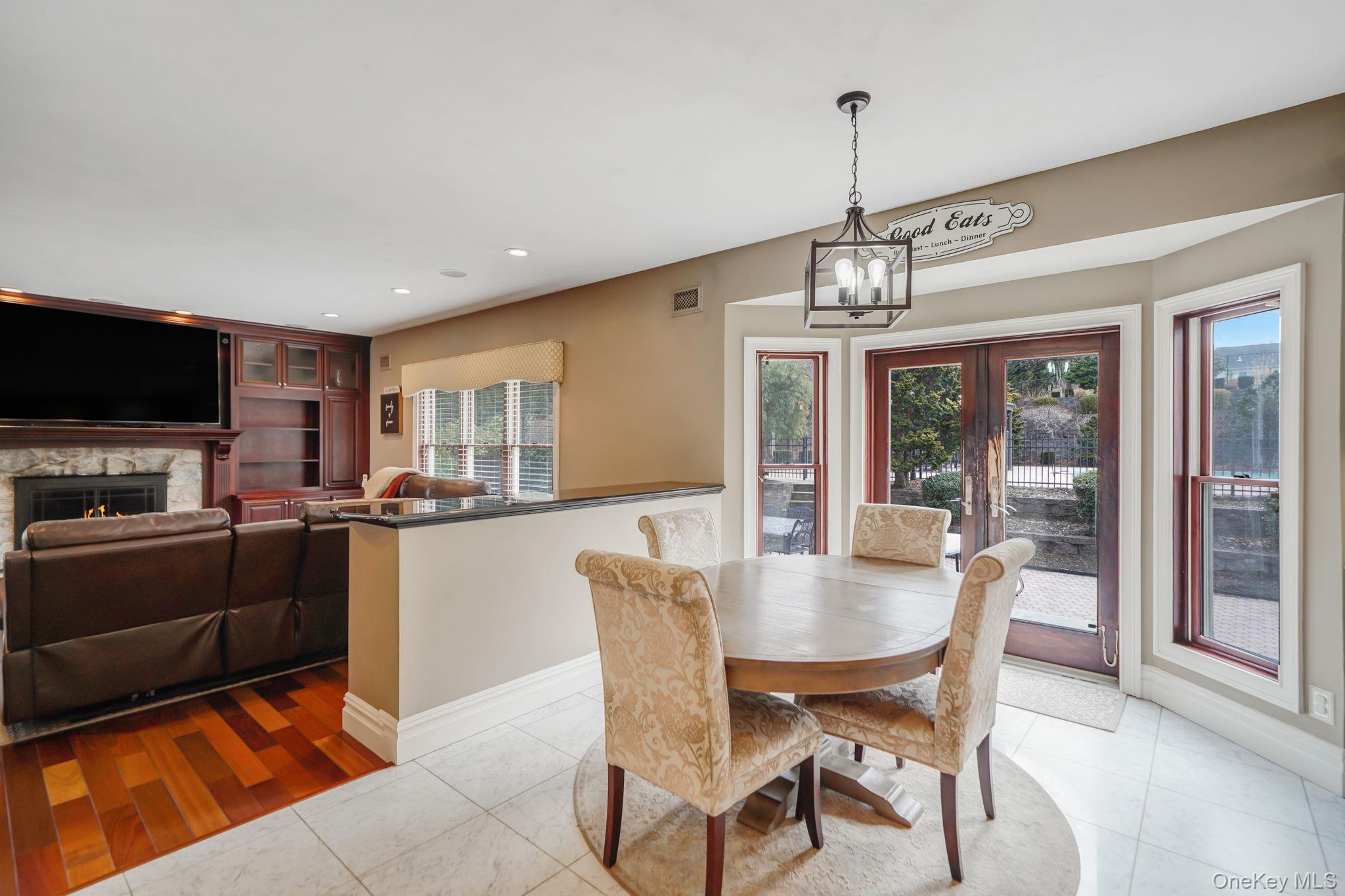 8 Kimberly Court, Manorville, NY 11949