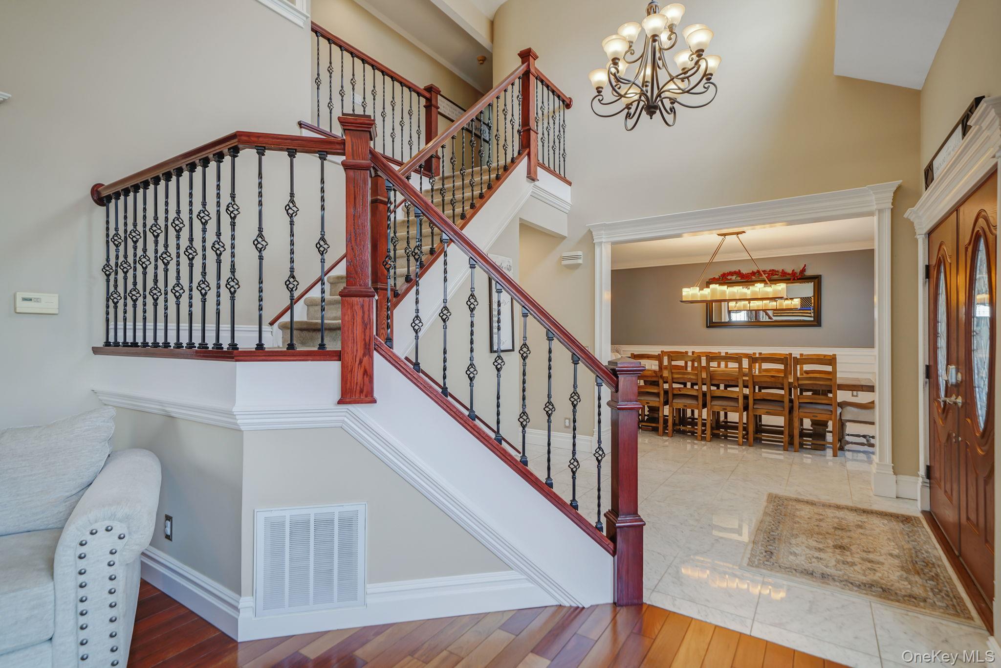 8 Kimberly Court, Manorville, NY 11949