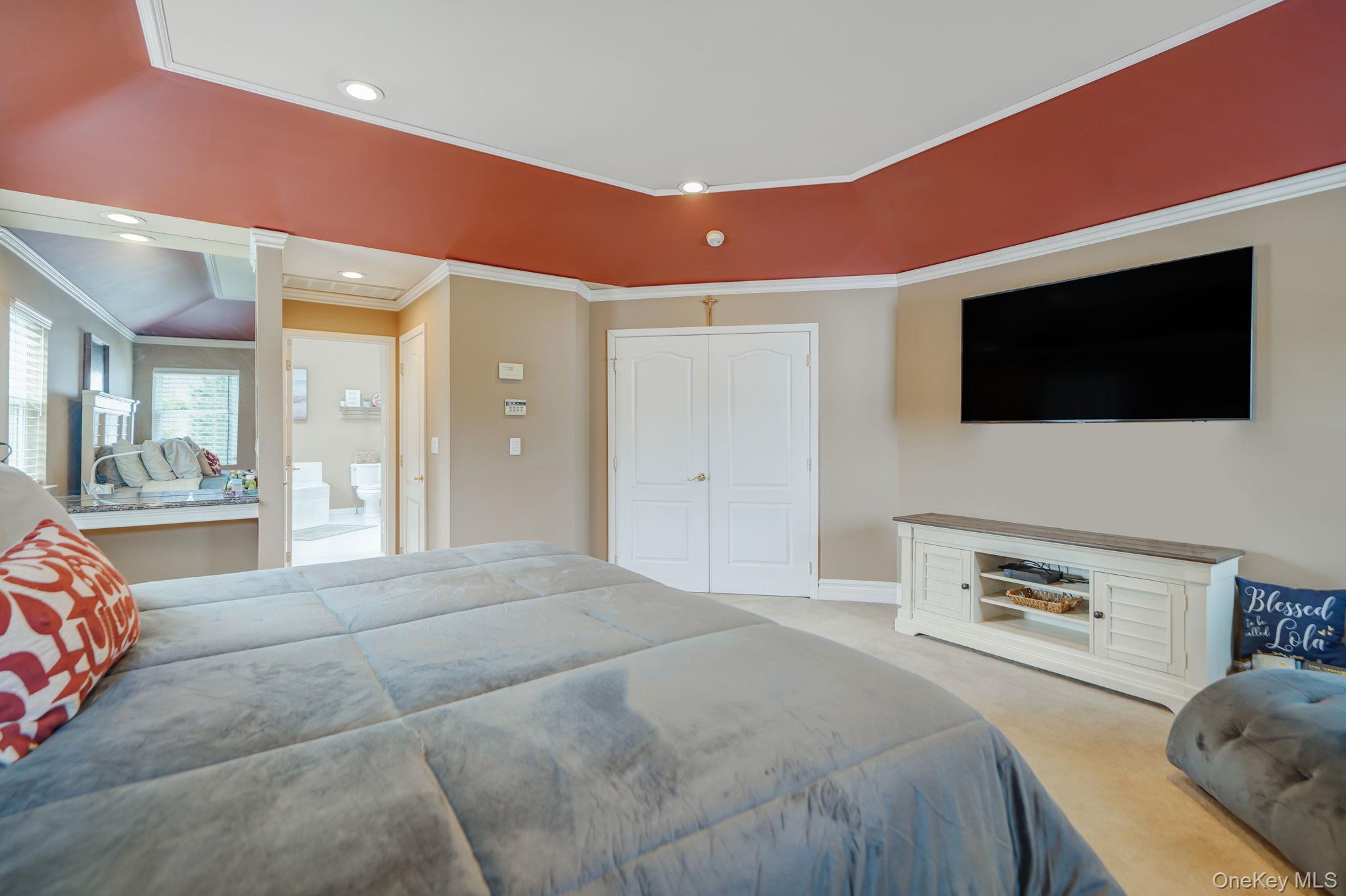 8 Kimberly Court, Manorville, NY 11949