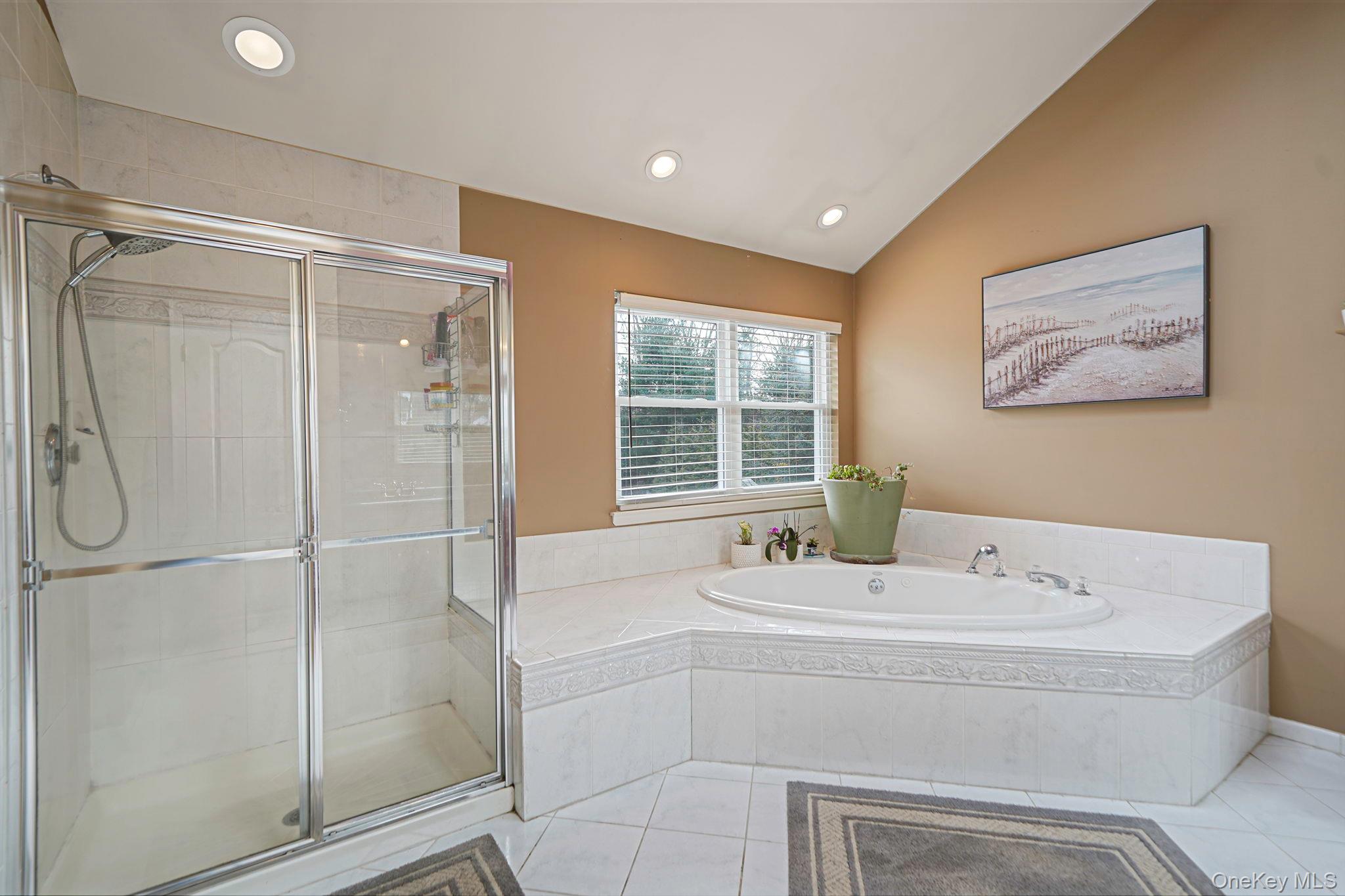 8 Kimberly Court, Manorville, NY 11949