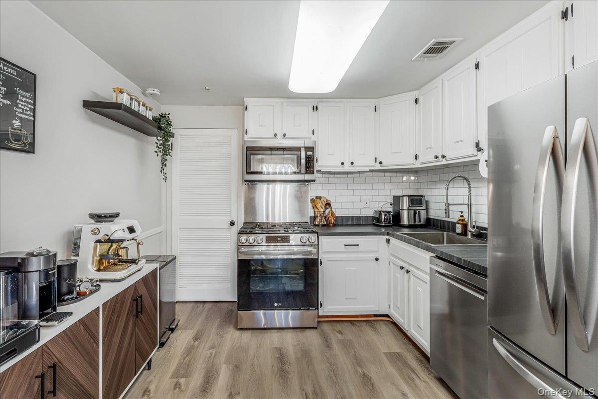 199 Skyline Drive, Coram, NY 11727