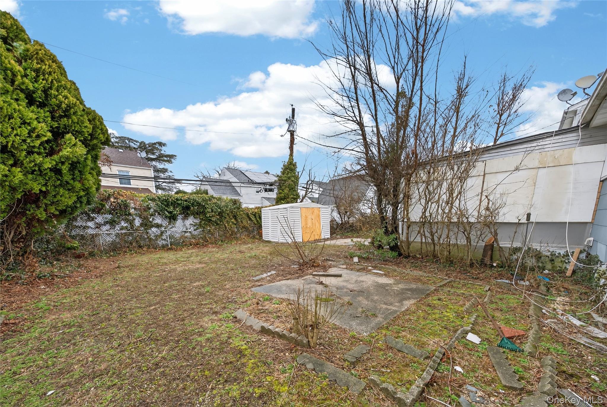 19 Angevine Avenue, Hempstead, NY 11550