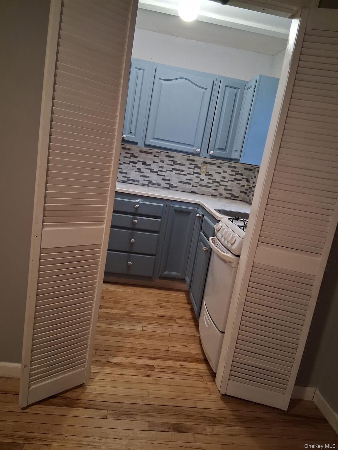 29 Hickory Street, Central Islip, NY 11722