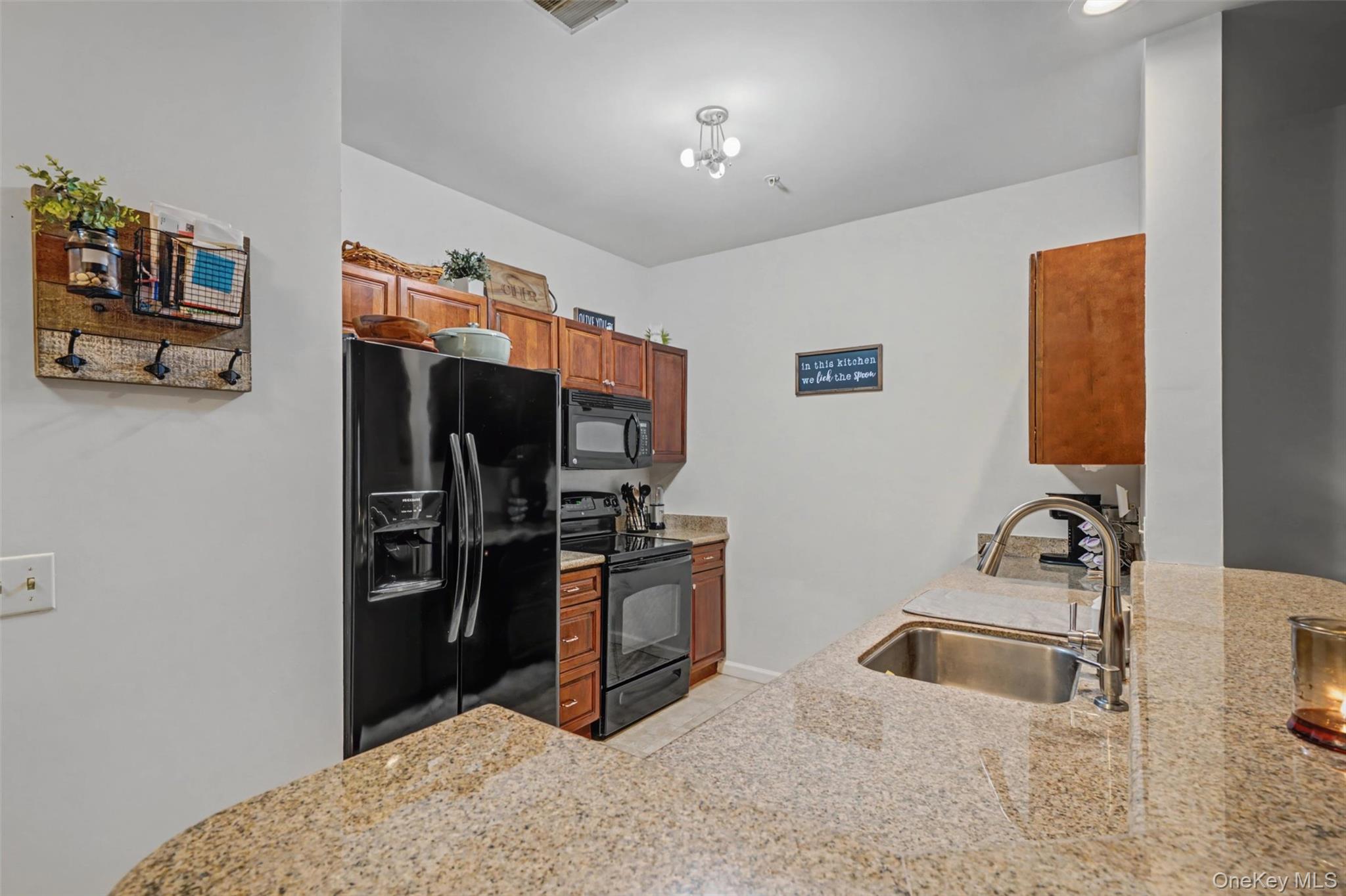 935 Tower Ridge Circle, Middletown, NY 10941