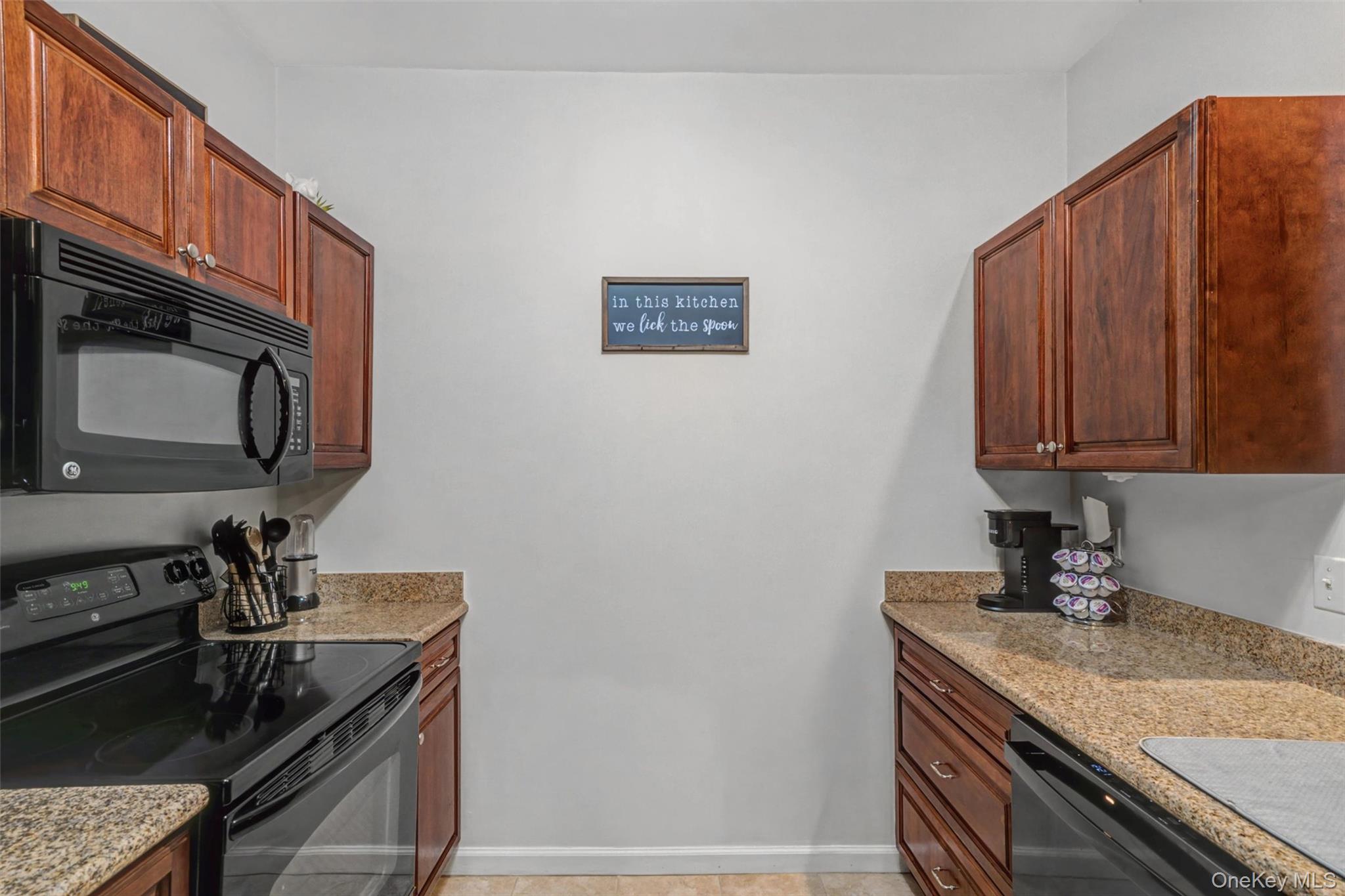 935 Tower Ridge Circle, Middletown, NY 10941