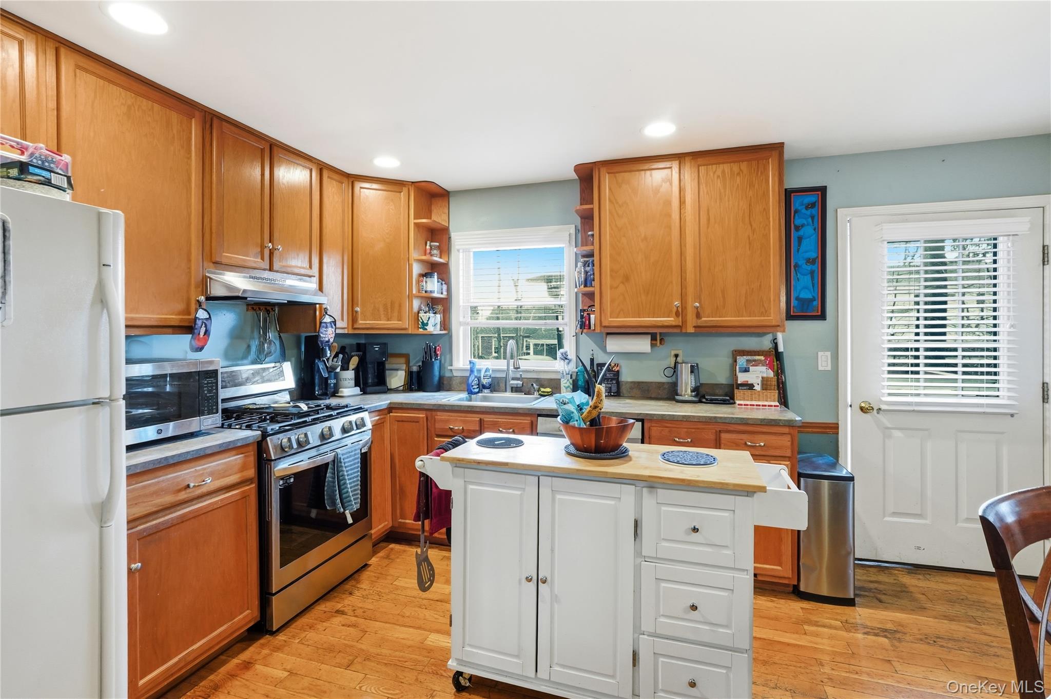 6A Carrie Lane, Nanuet, NY 10954