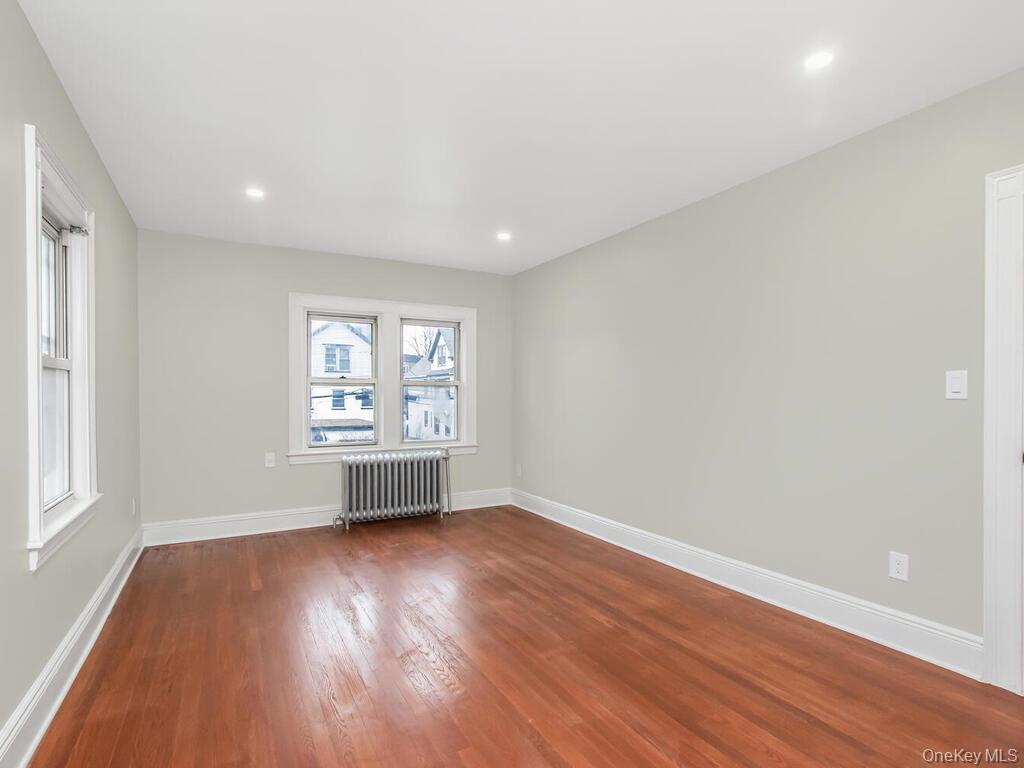 219 S 2nd Avenue, Mount Vernon, NY 10550