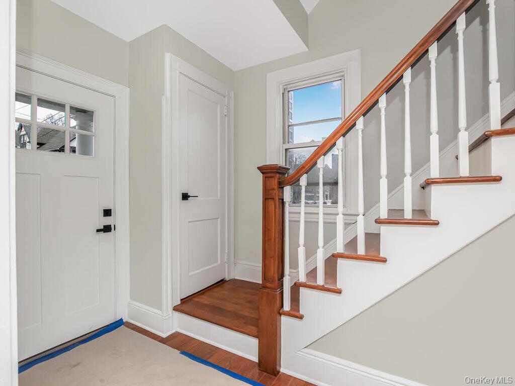 219 S 2nd Avenue, Mount Vernon, NY 10550