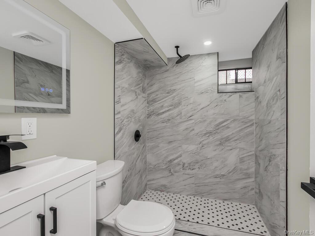 219 S 2nd Avenue, Mount Vernon, NY 10550