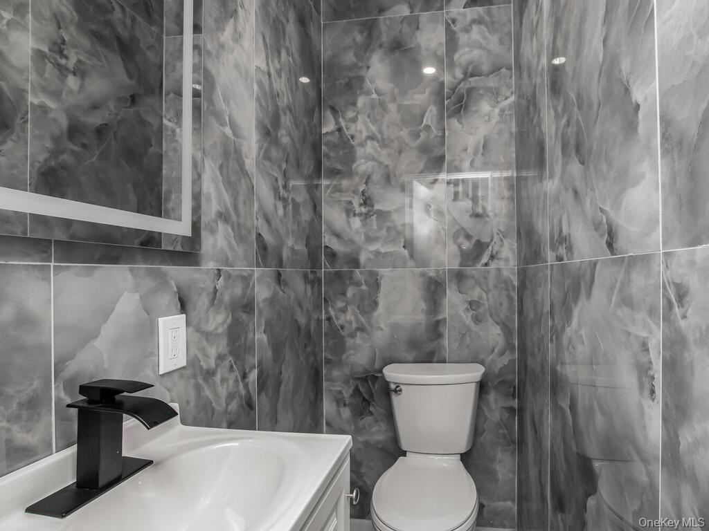 219 S 2nd Avenue, Mount Vernon, NY 10550