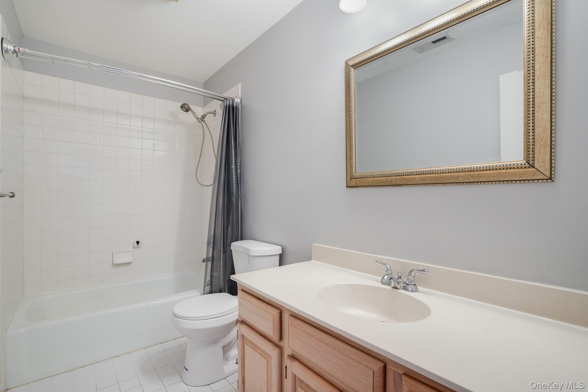 4 Meadow Way, Hopewell Junction, NY 12533