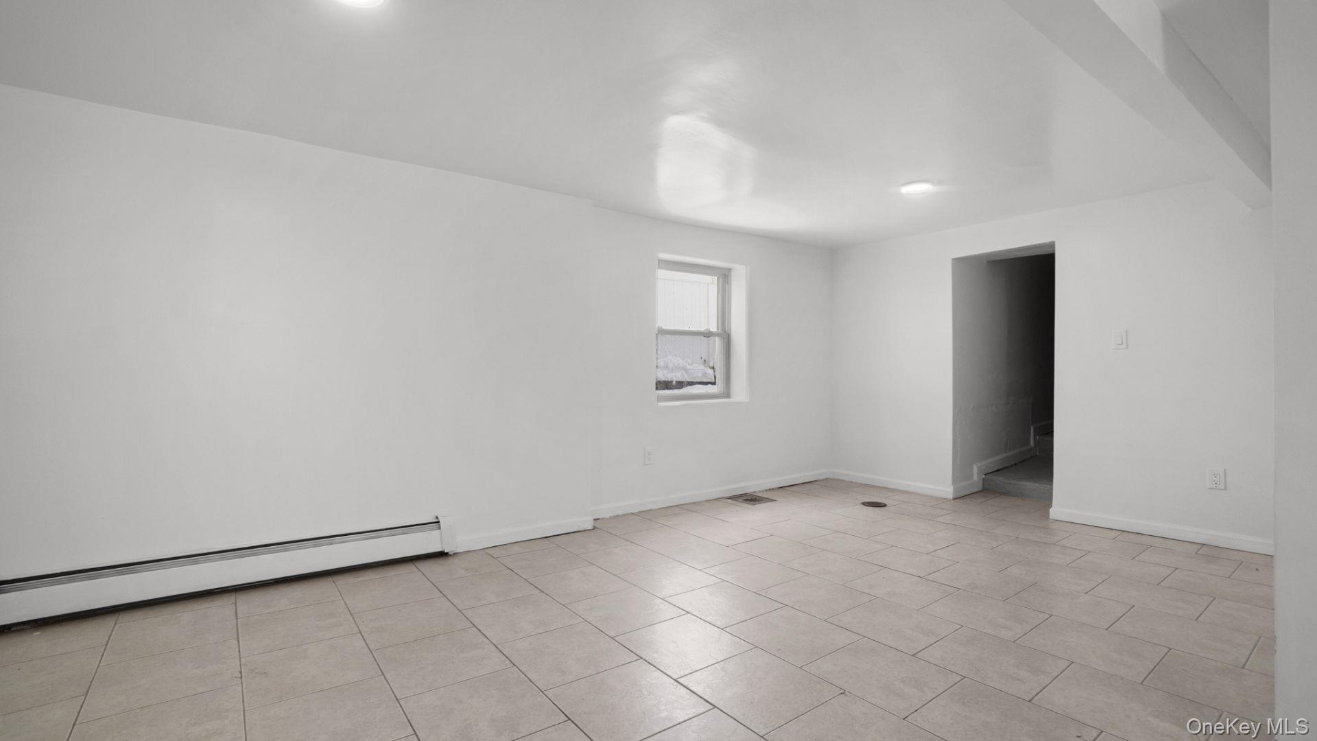 3412 Hunter Avenue, Bronx, NY 10475