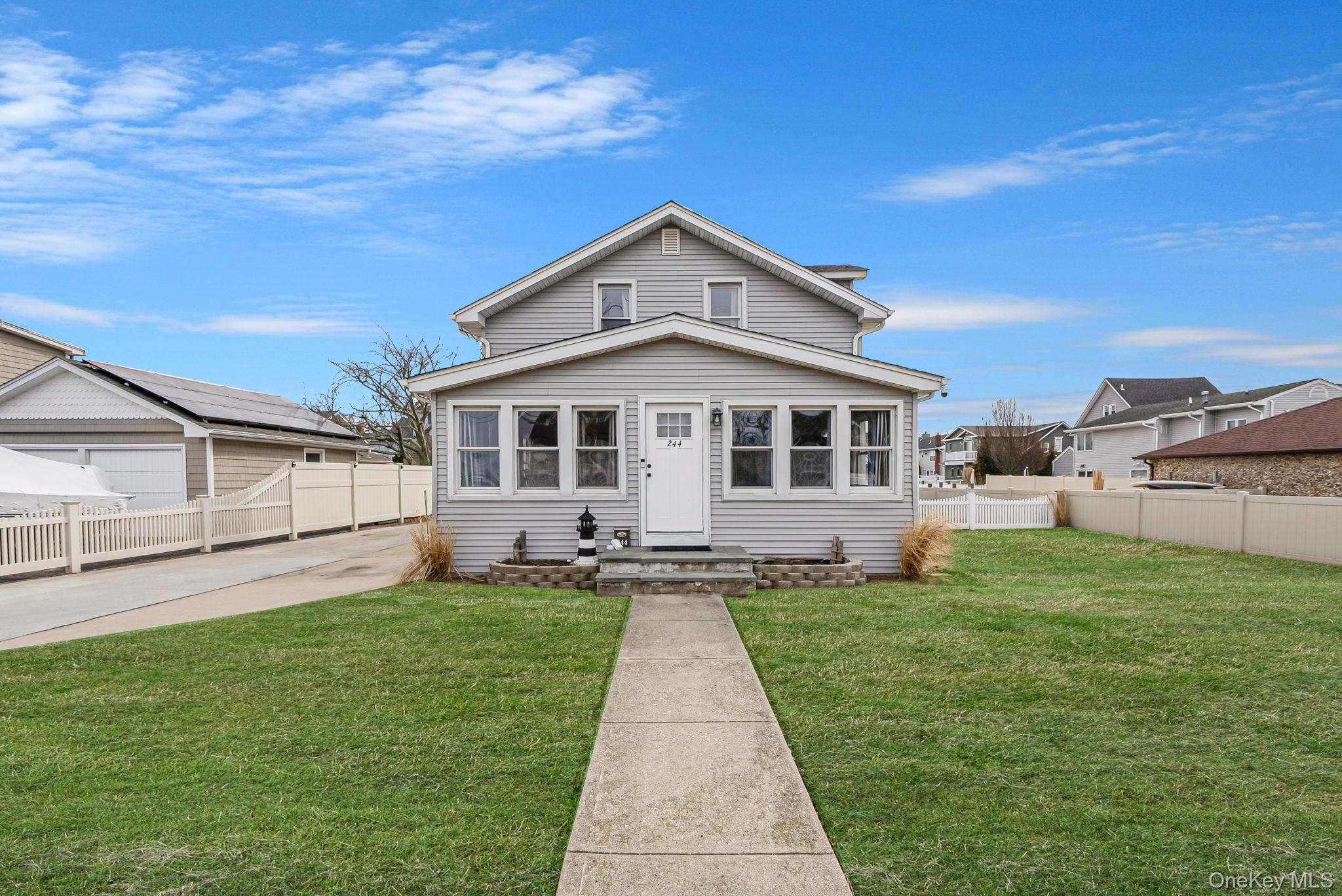 244 S Bayview Avenue, Amityville, NY 11701