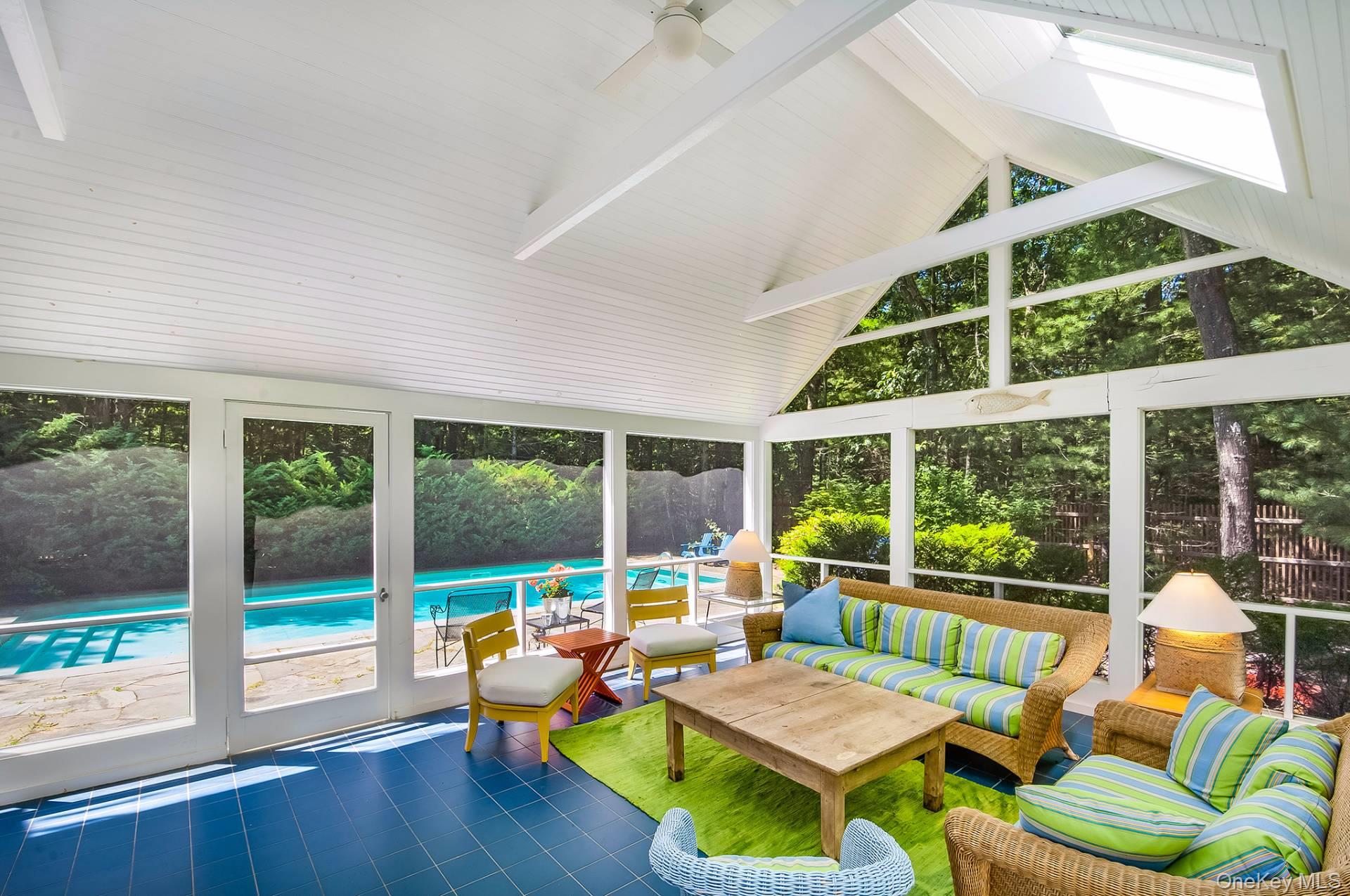 8 White Pine Road, East Hampton, NY 11937