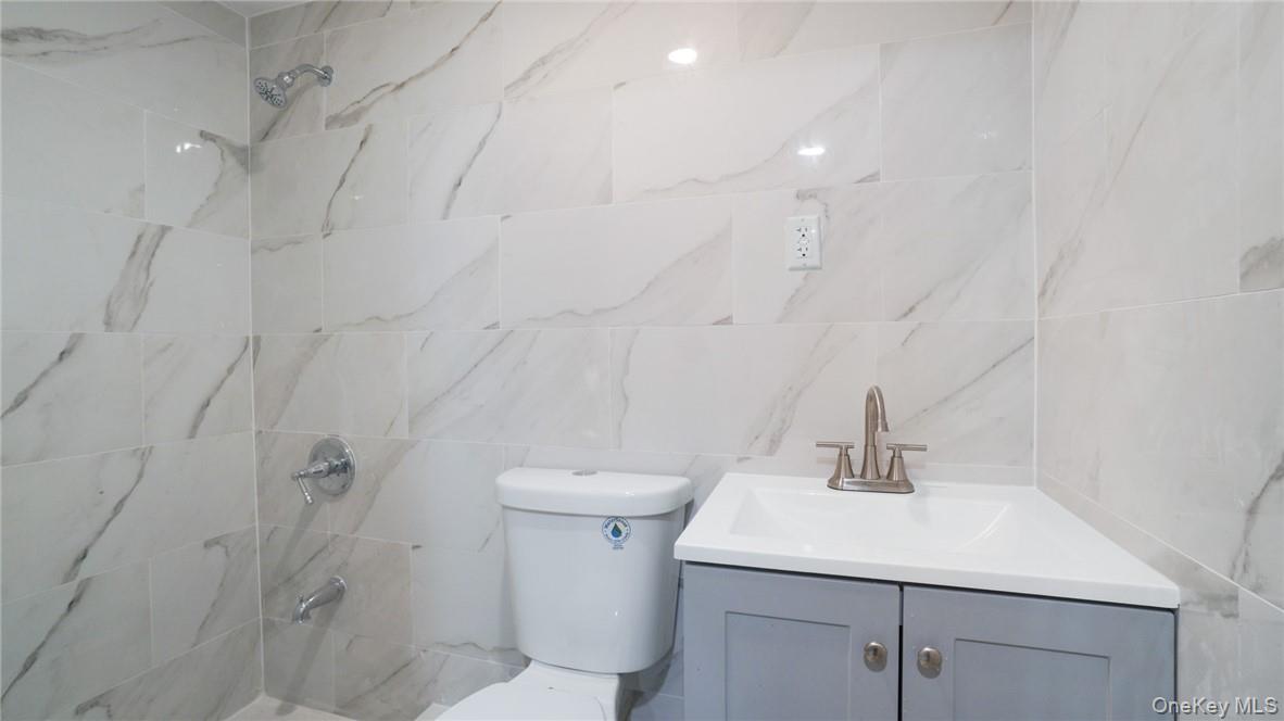 2155 Walton Avenue, Bronx, NY 10453