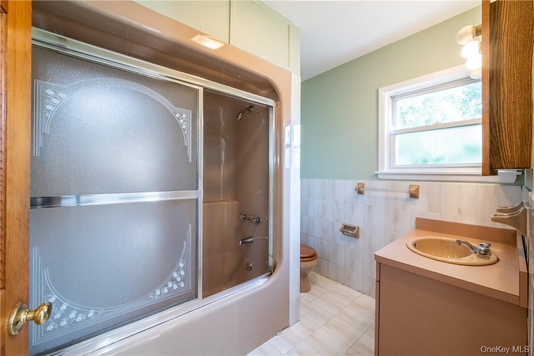 274 Lockwood Avenue # First floor, New Rochelle, NY 10801