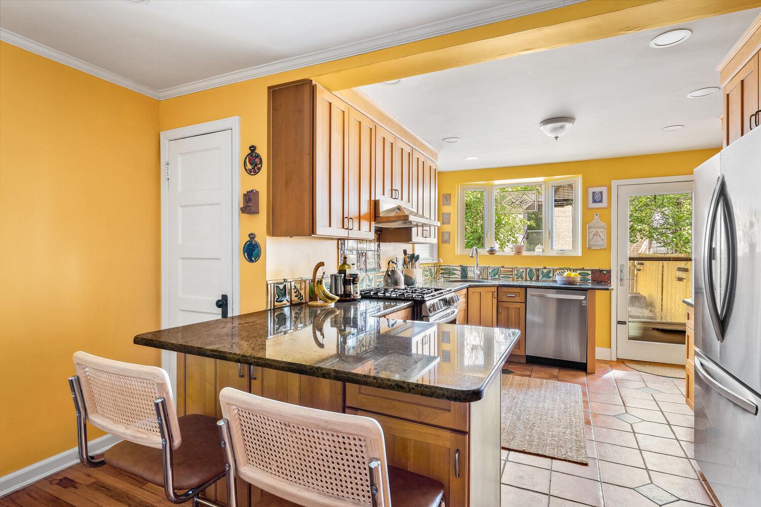 16 TEMPLE Court, Brooklyn, NY 11218