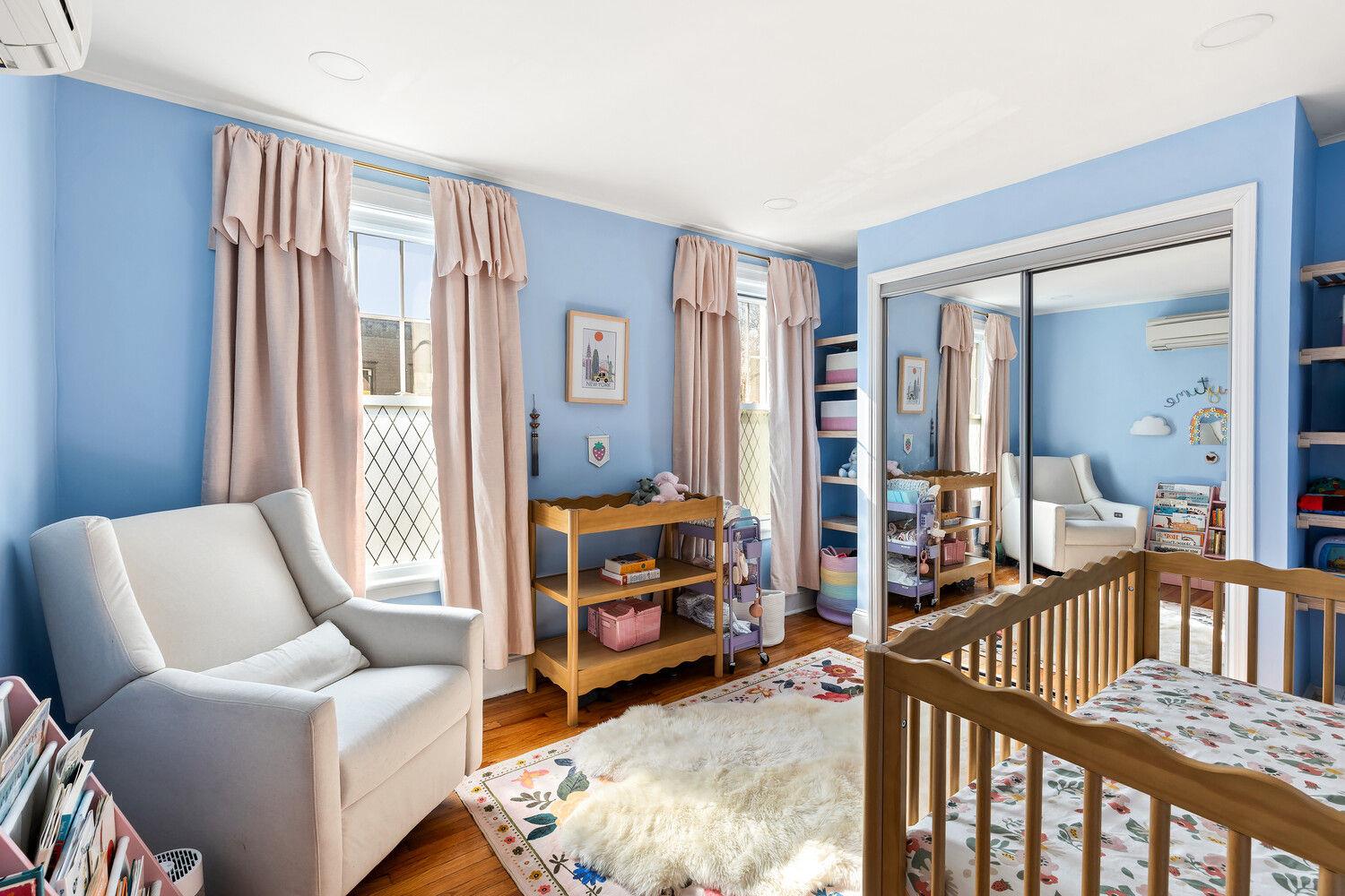 16 TEMPLE Court, Brooklyn, NY 11218