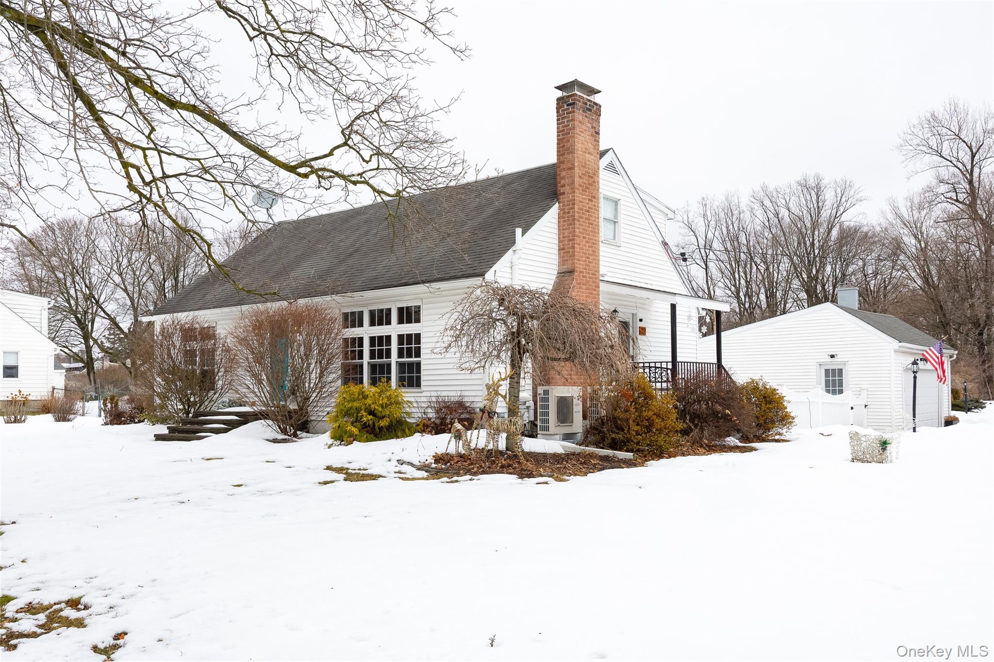 12 Valley View Road, Hyde Park, NY 12538