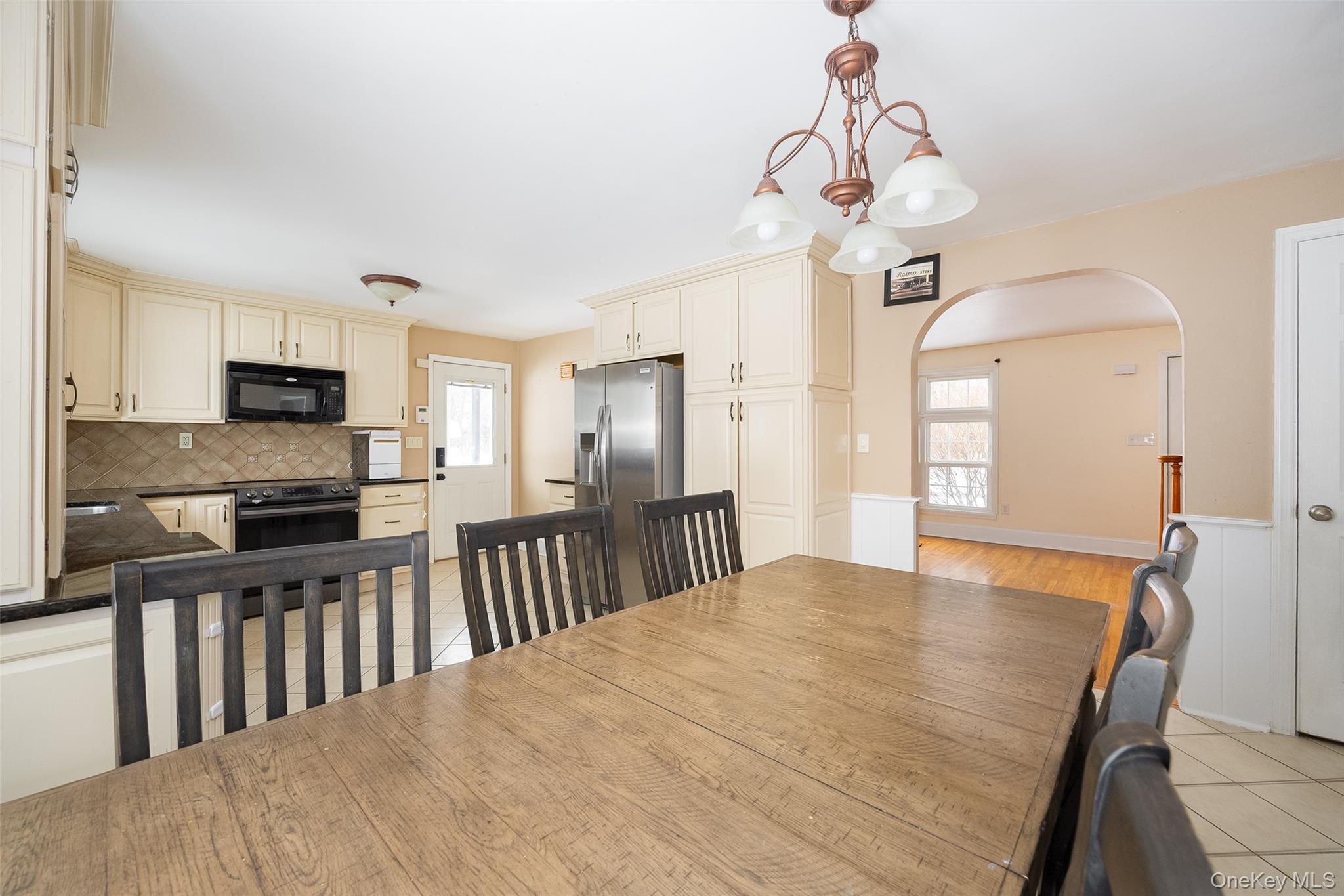 12 Valley View Road, Hyde Park, NY 12538