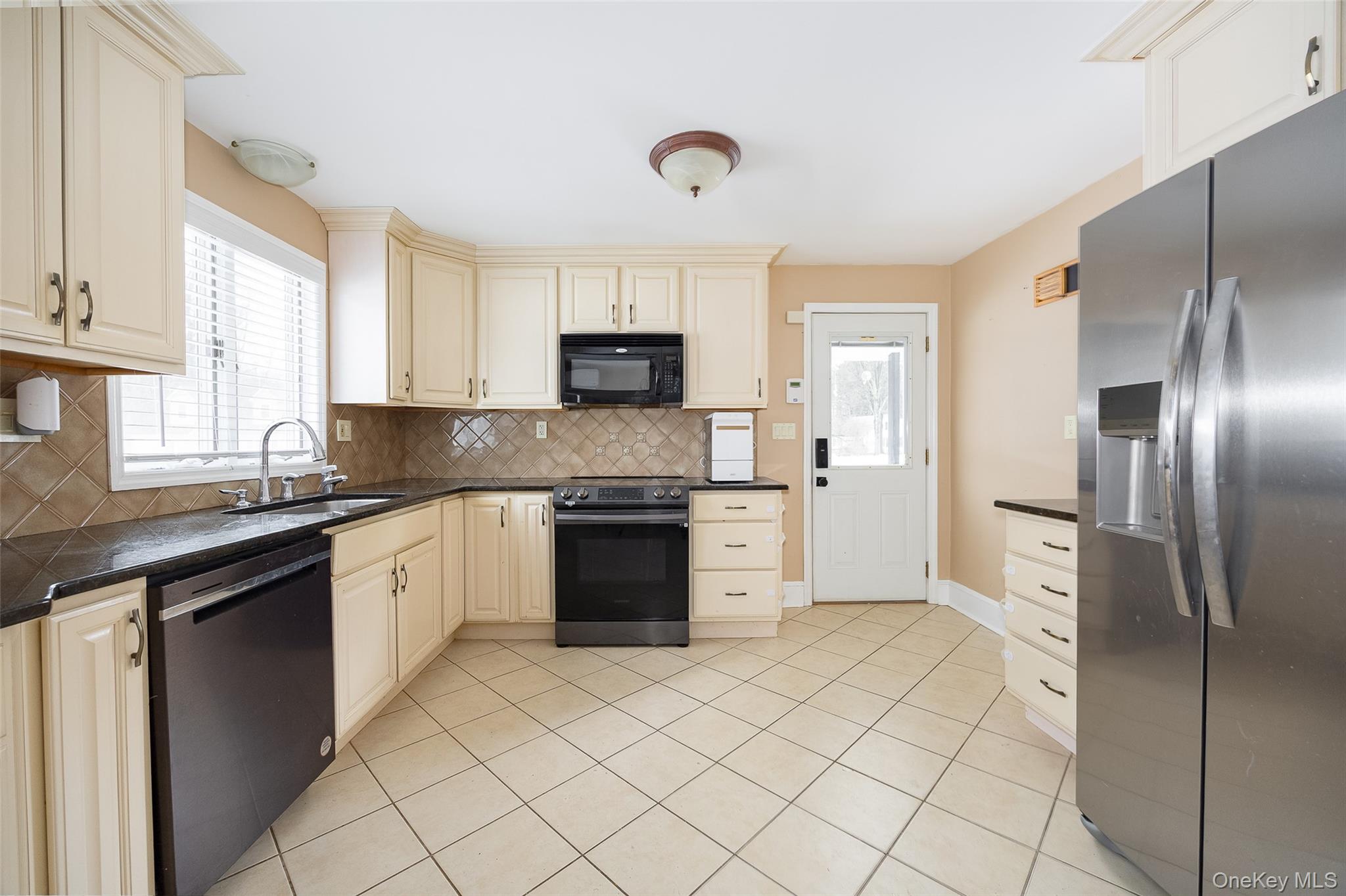 12 Valley View Road, Hyde Park, NY 12538