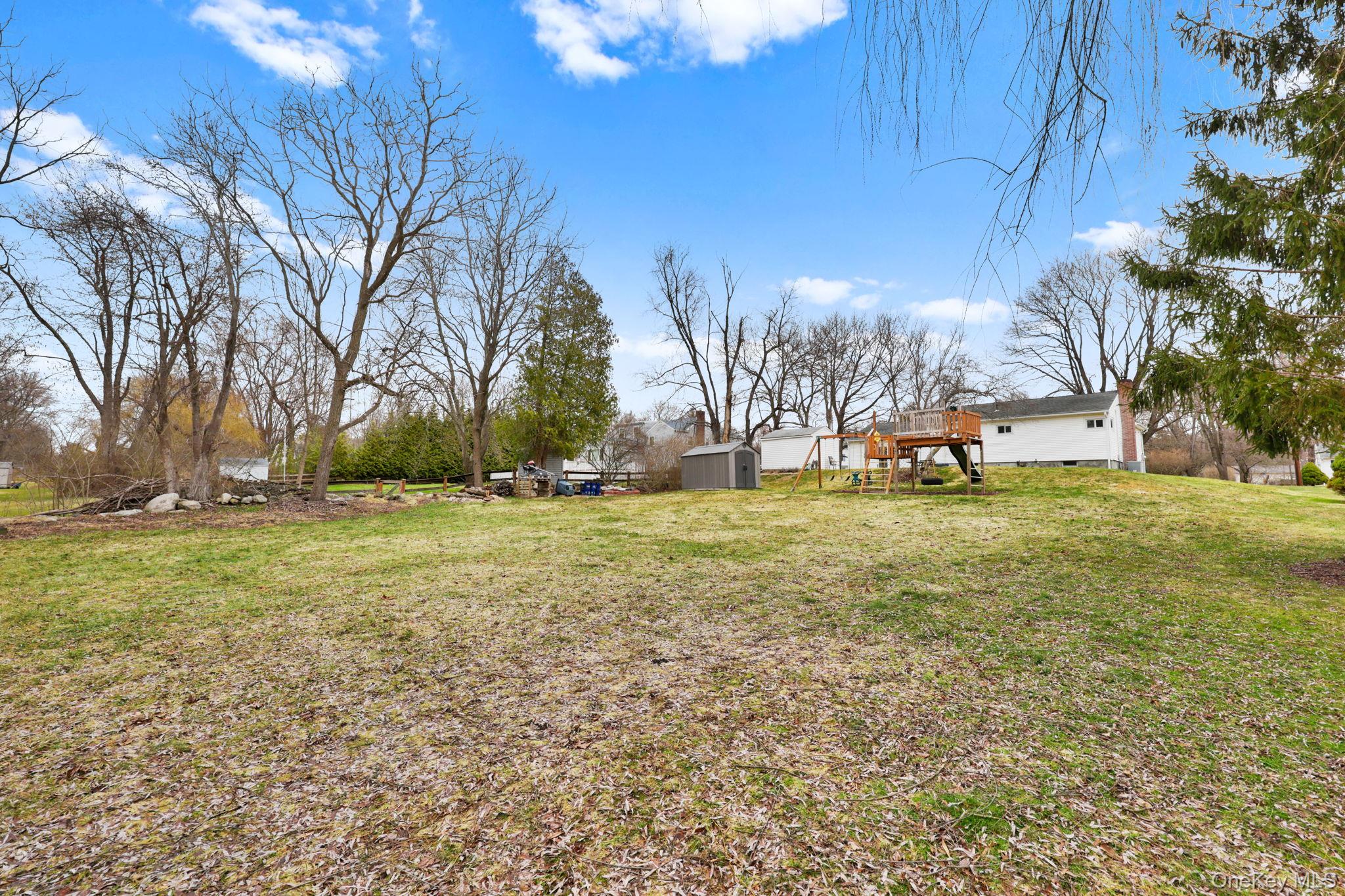 2881 Meadowcrest Drive, Yorktown Heights, NY 10598