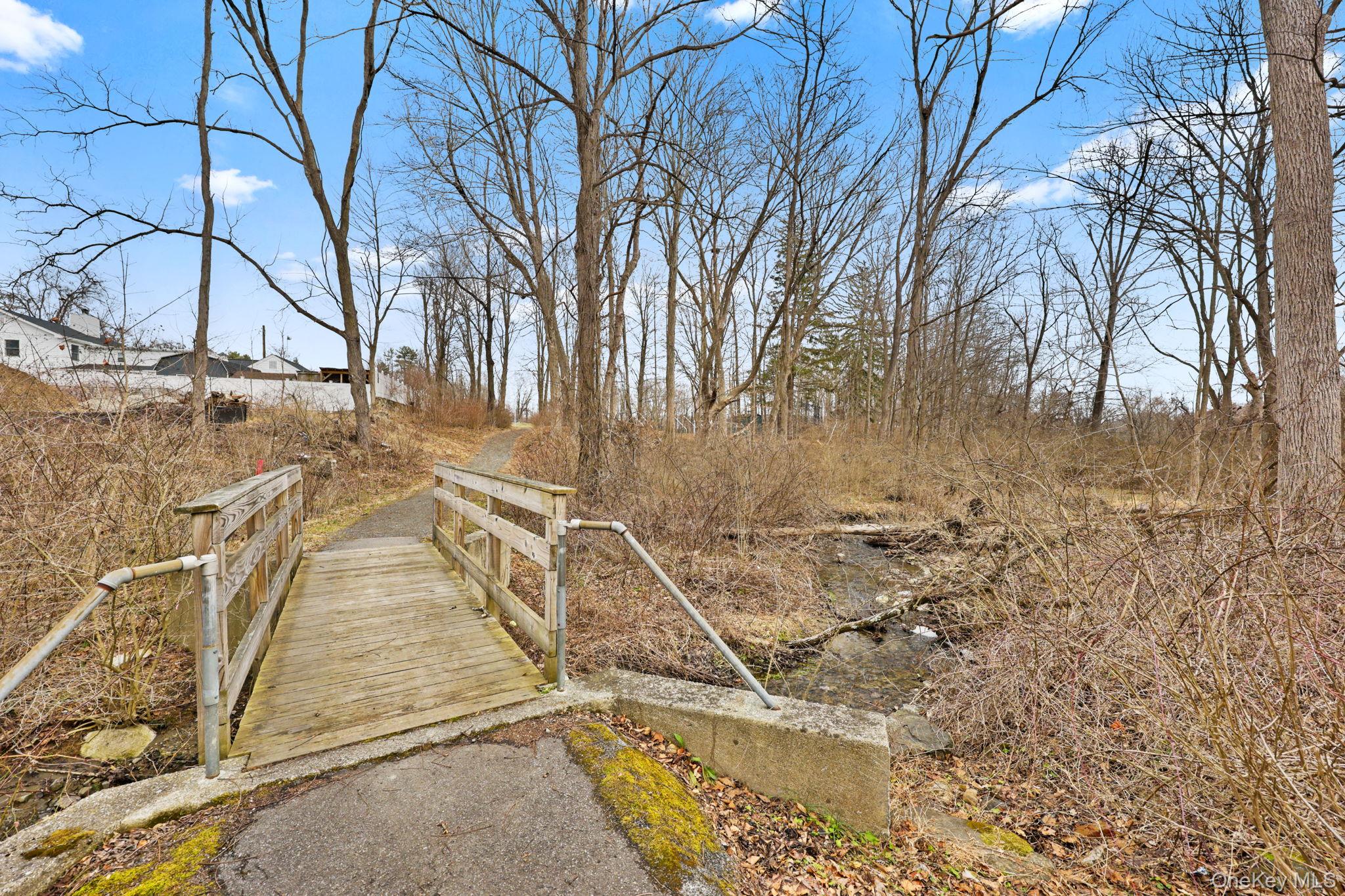 2881 Meadowcrest Drive, Yorktown Heights, NY 10598