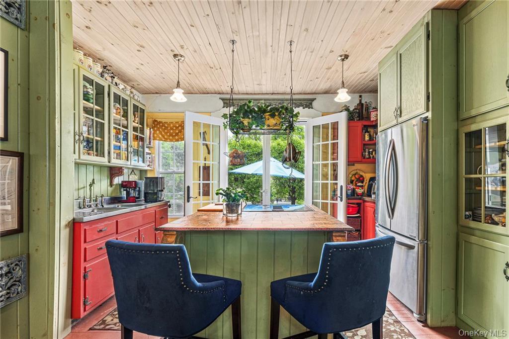 18 Stagecoach Lane, Amenia, NY 12501