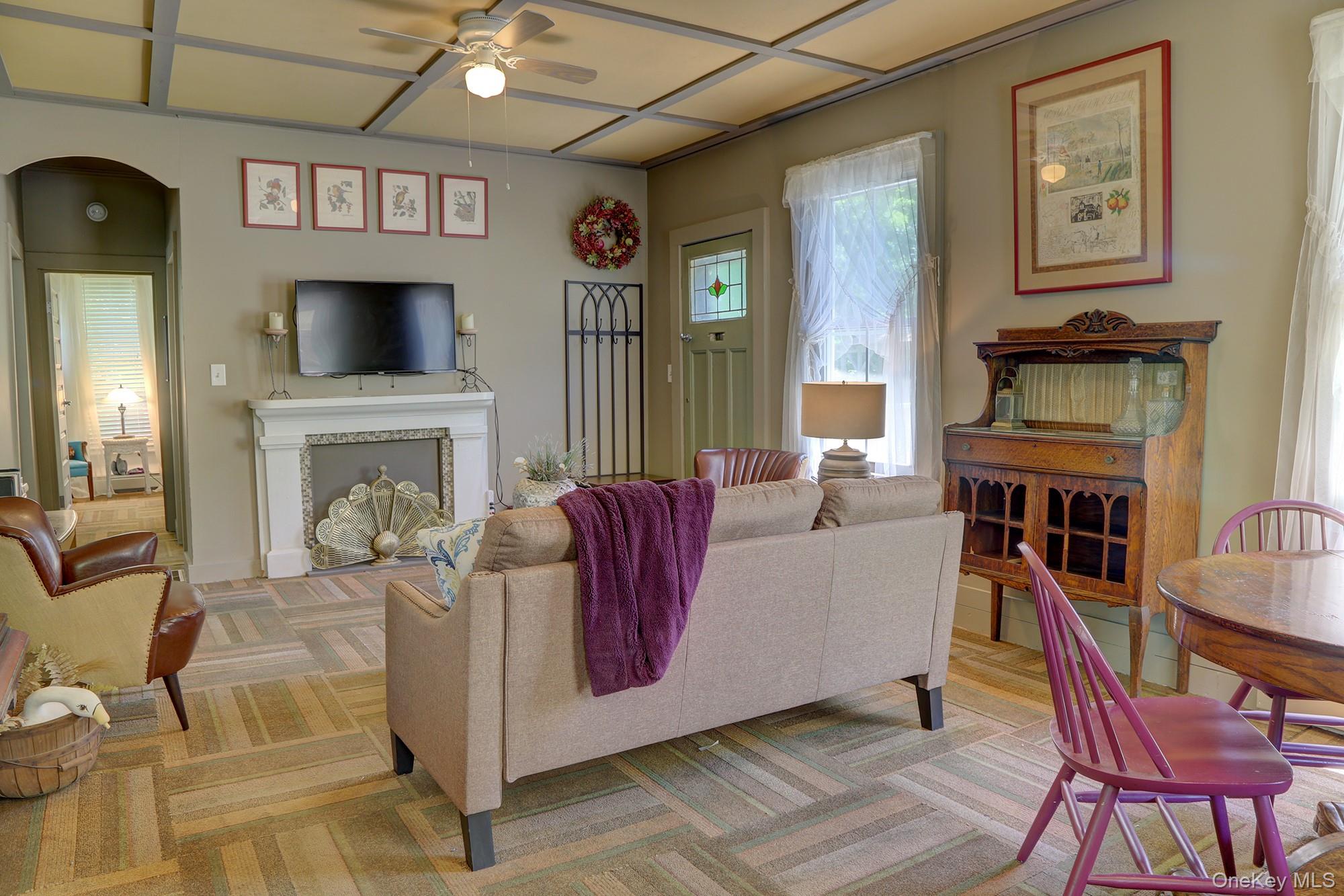 18 Stagecoach Lane, Amenia, NY 12501