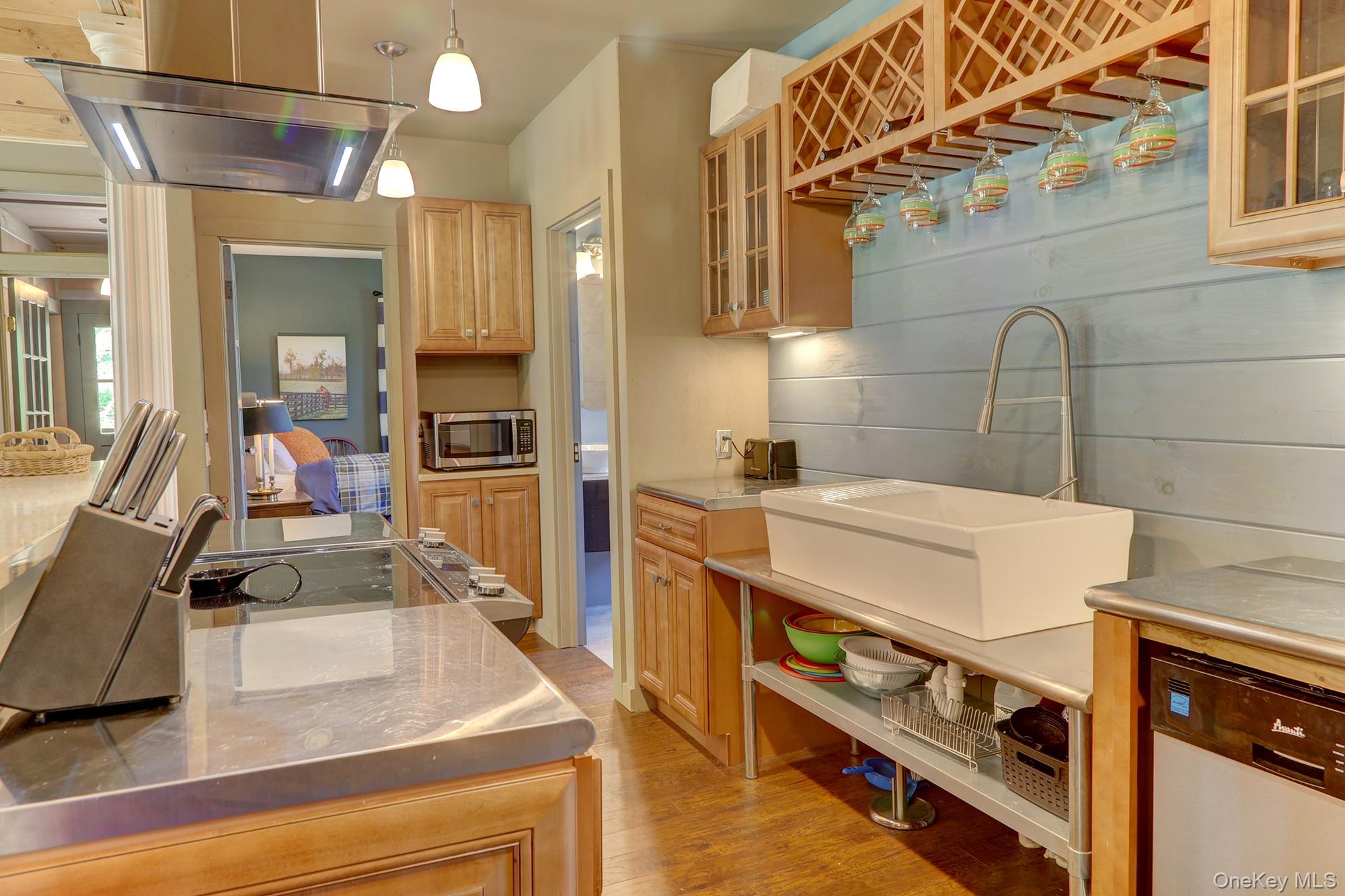 18 Stagecoach Lane, Amenia, NY 12501