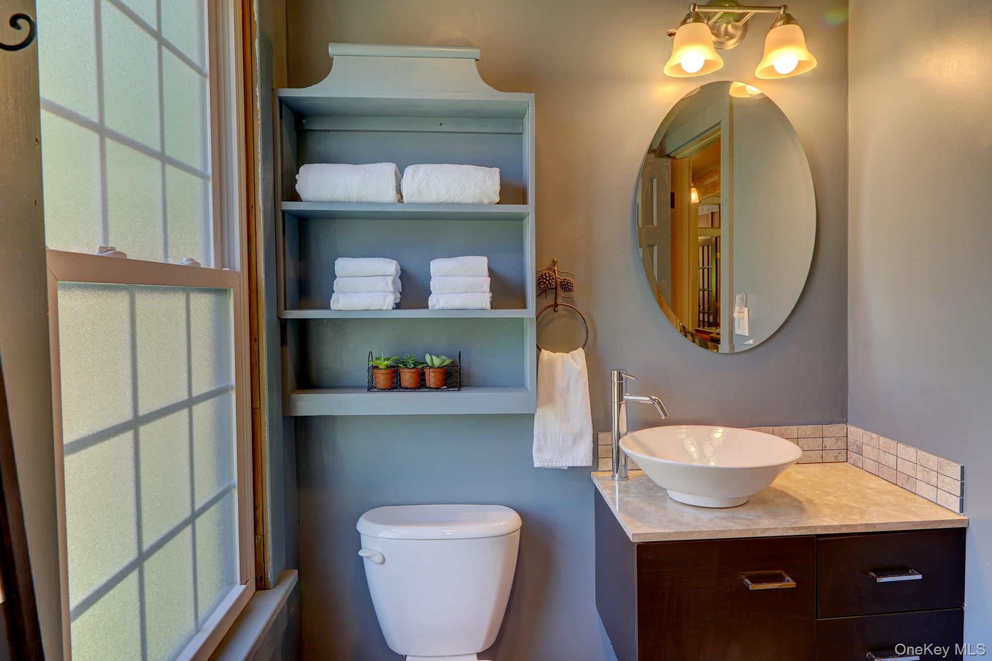 18 Stagecoach Lane, Amenia, NY 12501