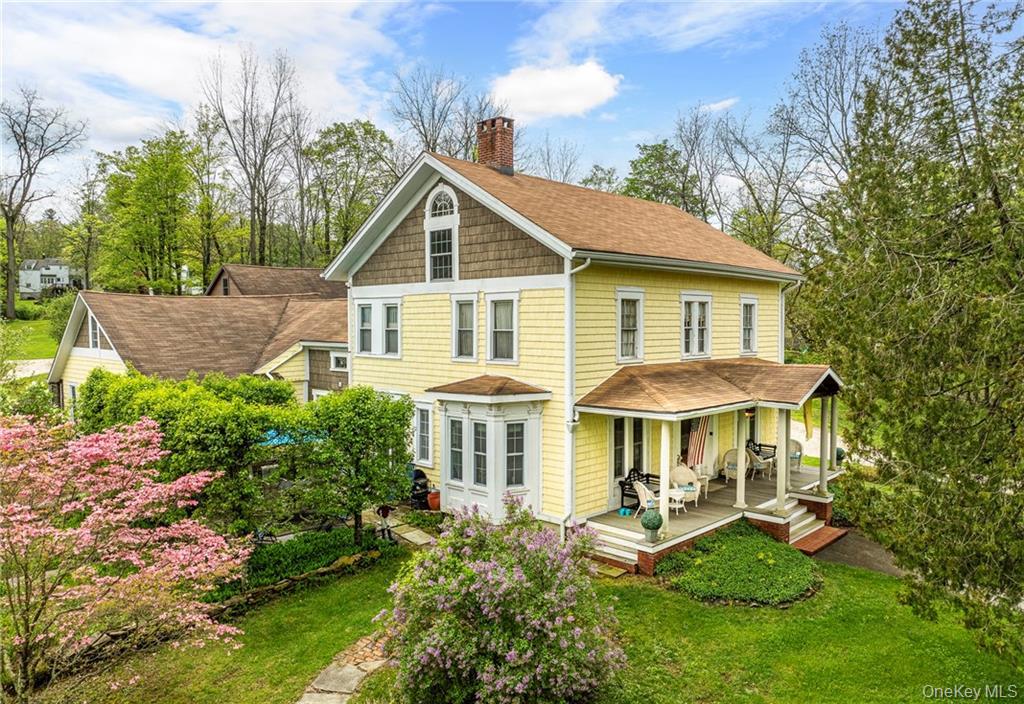 18 Stagecoach Lane, Amenia, NY 12501