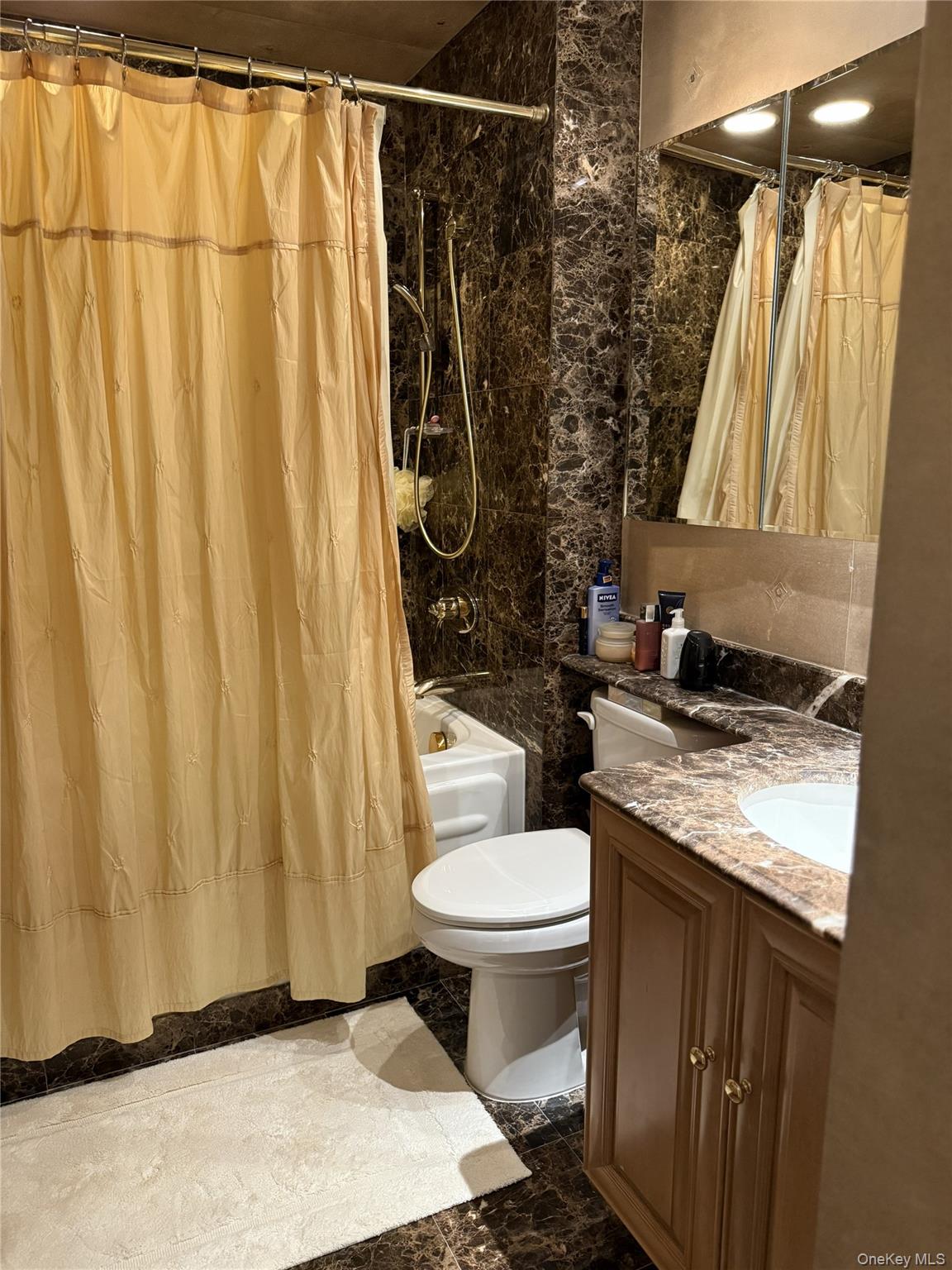 100 W Broadway # 6L, Long Beach, NY 11561