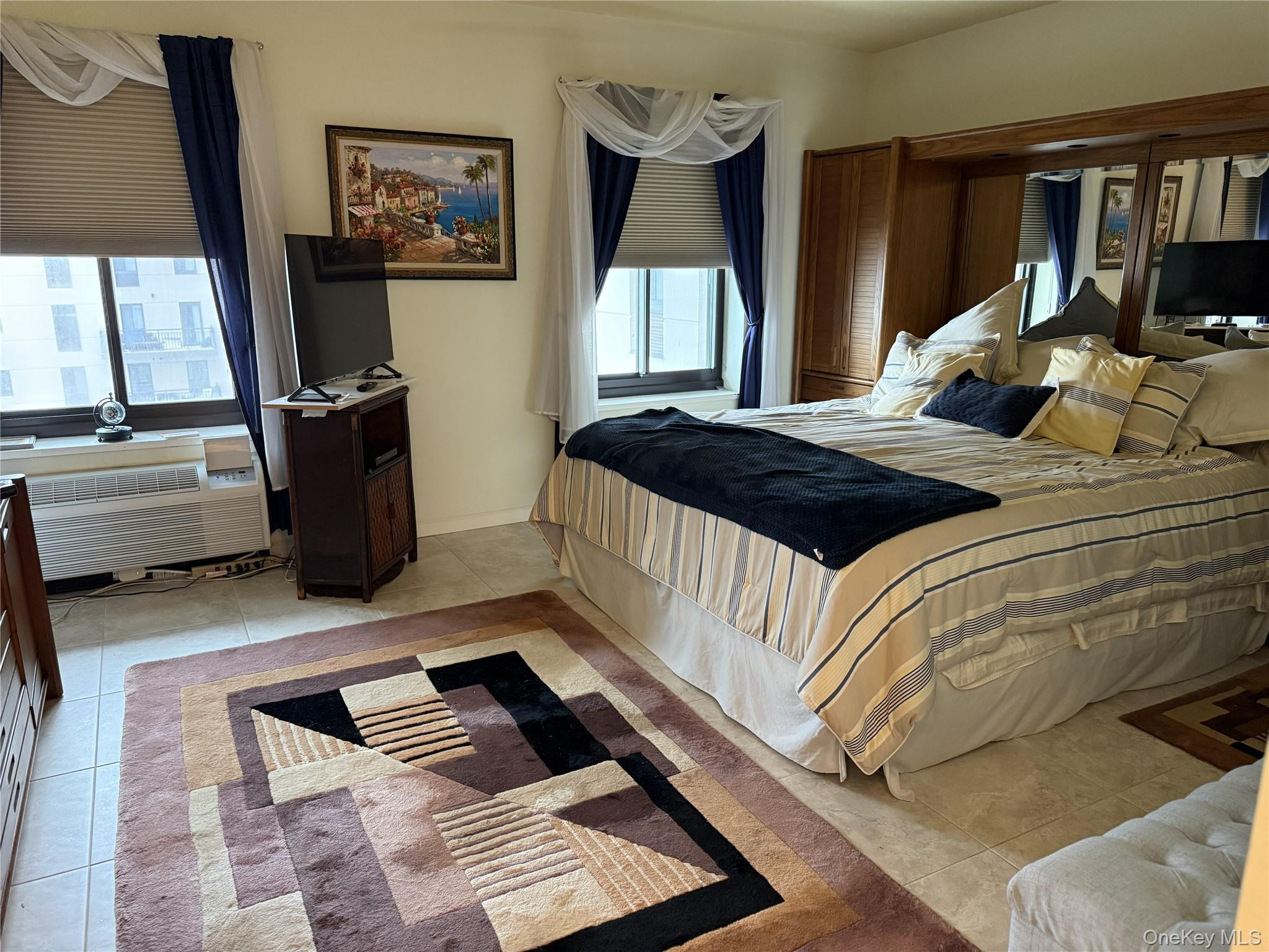 100 W Broadway # 6L, Long Beach, NY 11561