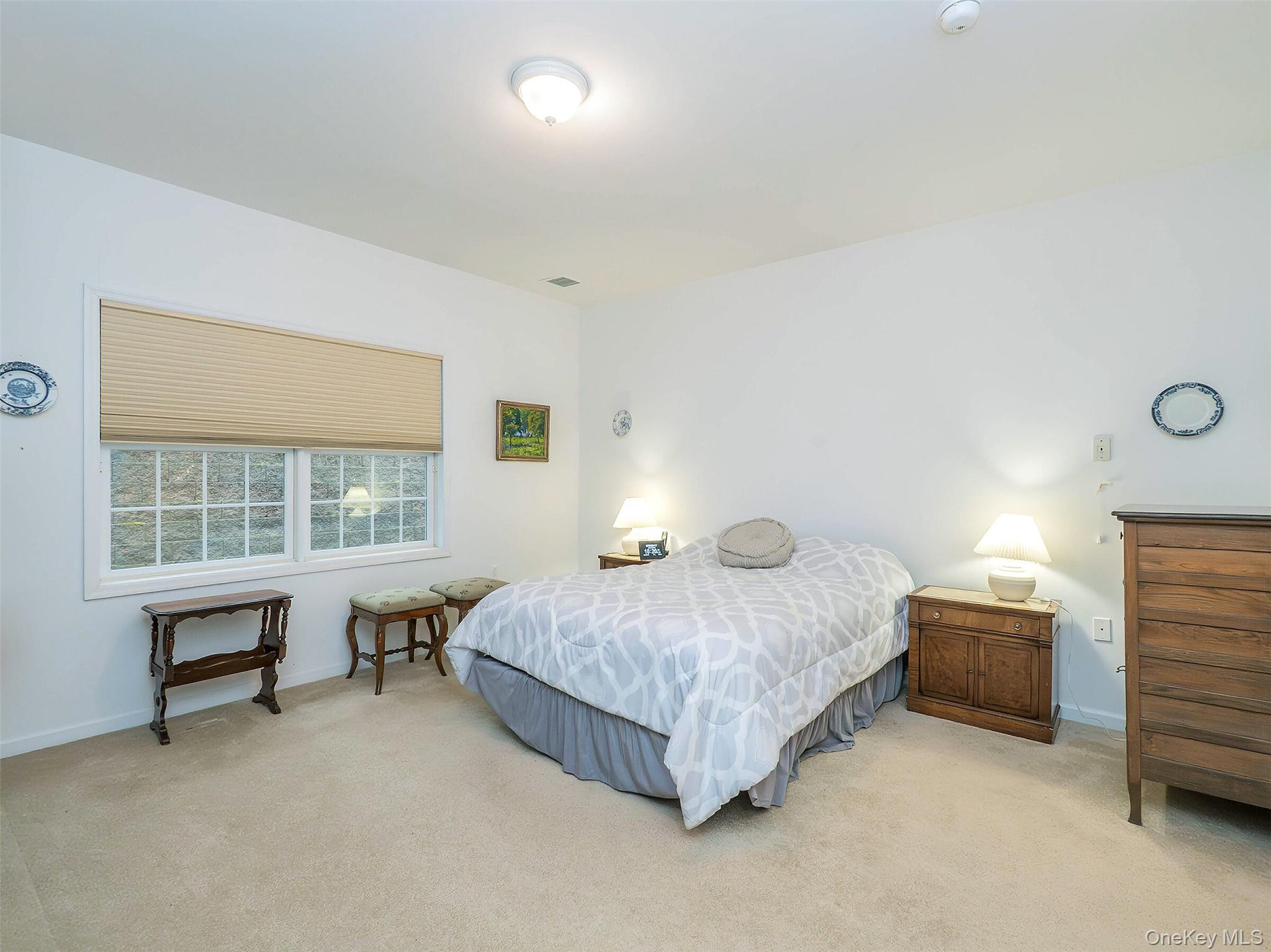 174 Pond View Drive, Port Washington, NY 11050