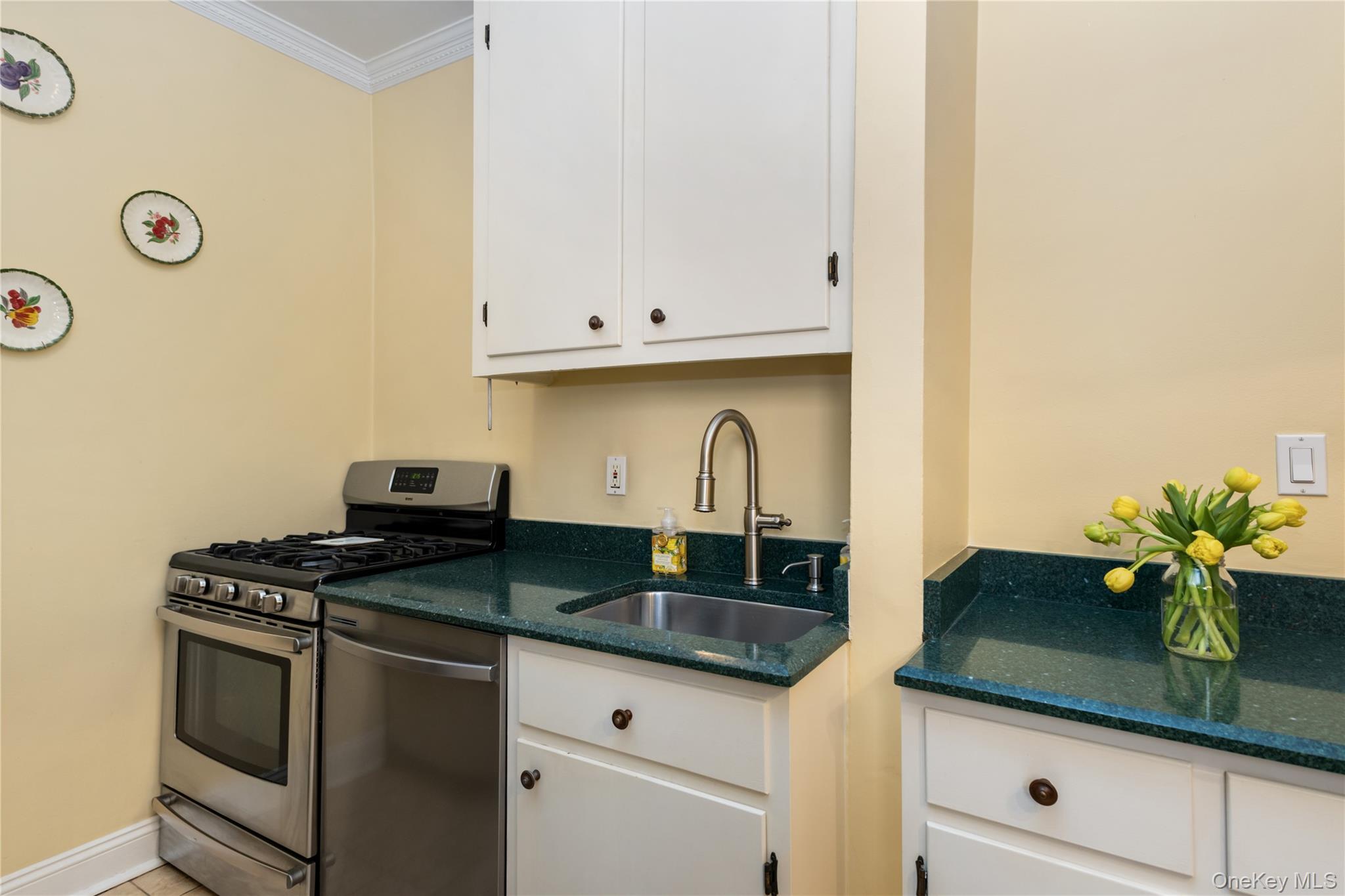 35 Parkview Avenue # 1D, Bronxville, NY 10708