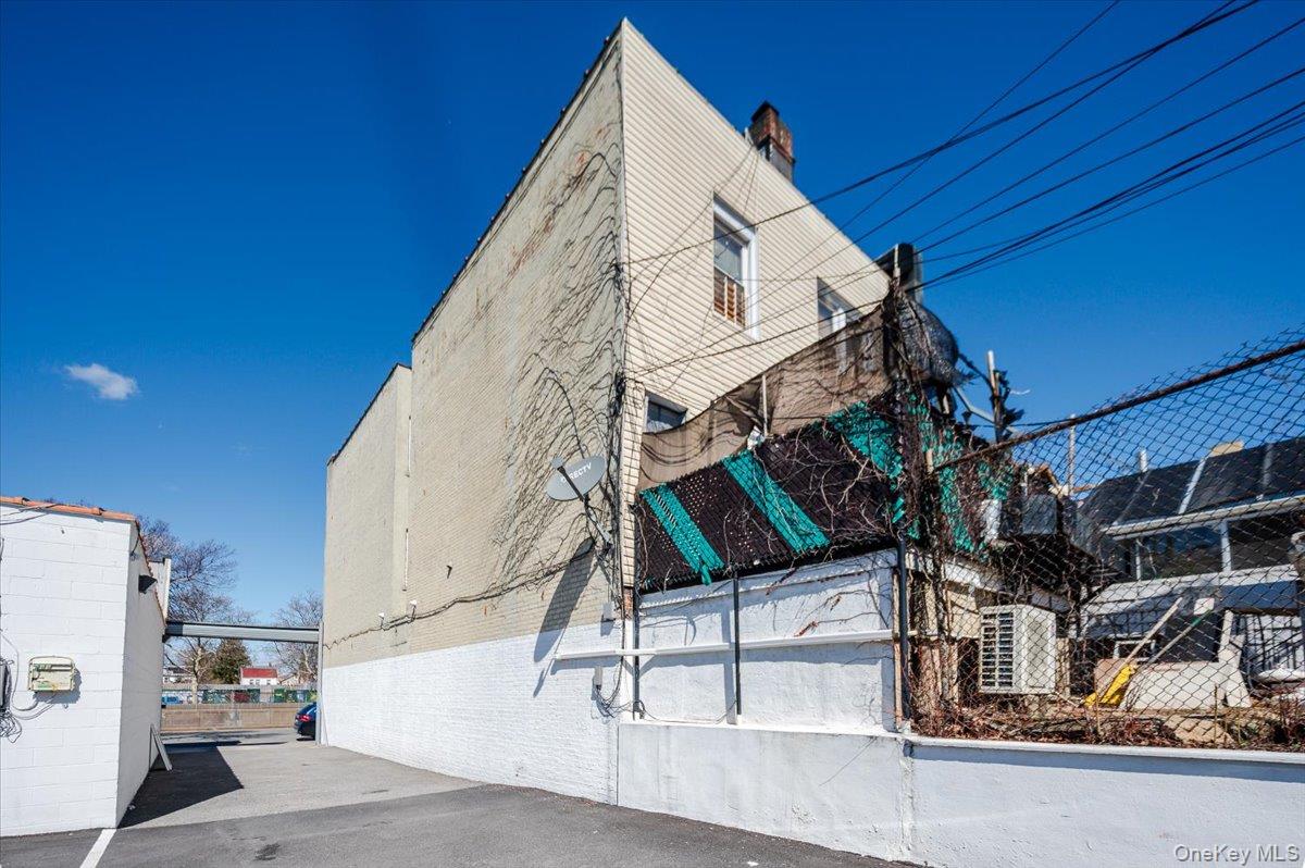 2918 Bruckner Boulevard, Bronx, NY 10465