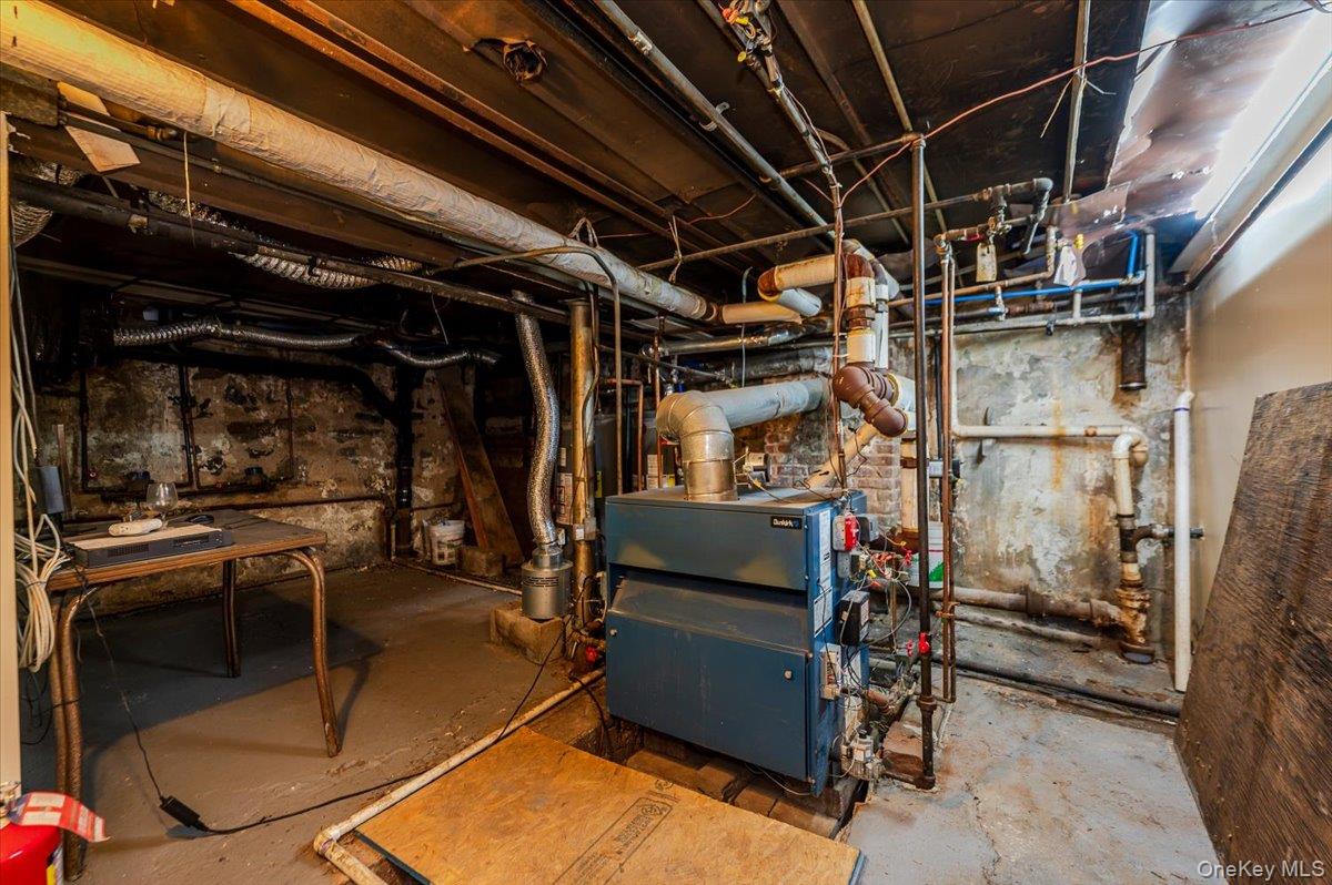 2918 Bruckner Boulevard, Bronx, NY 10465