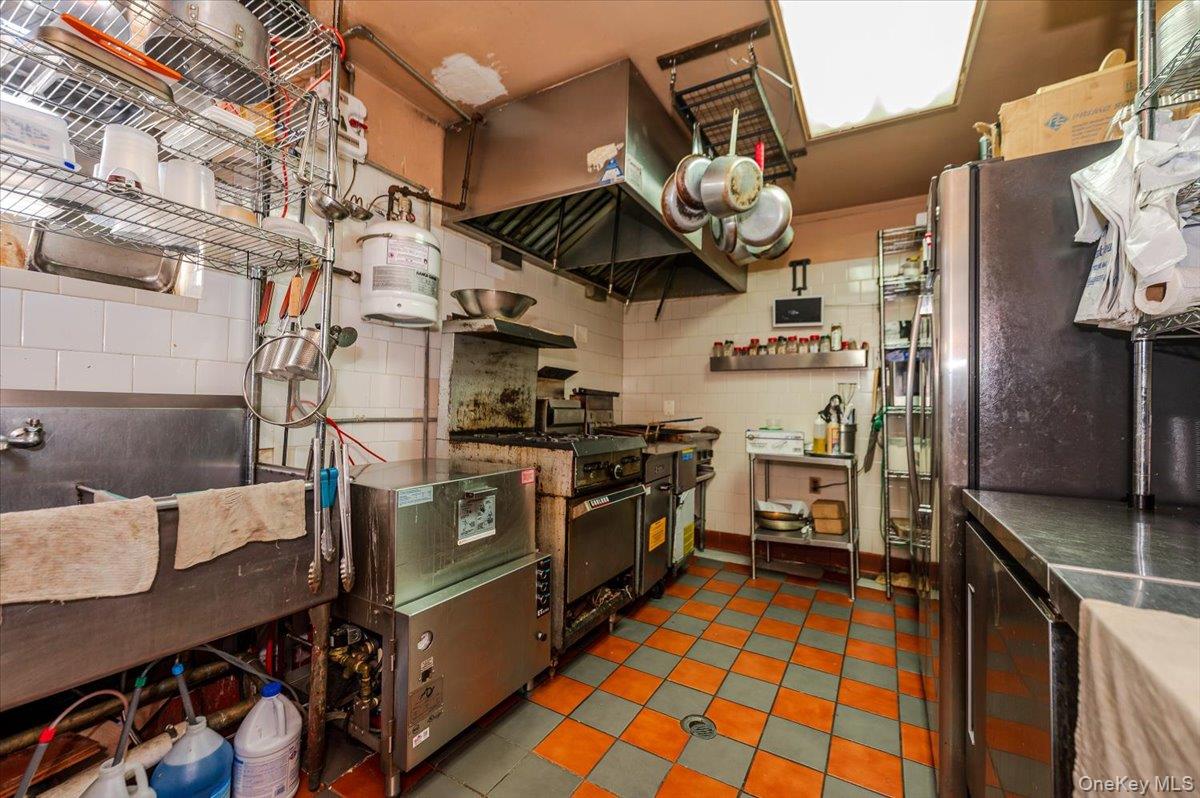 2918 Bruckner Boulevard, Bronx, NY 10465