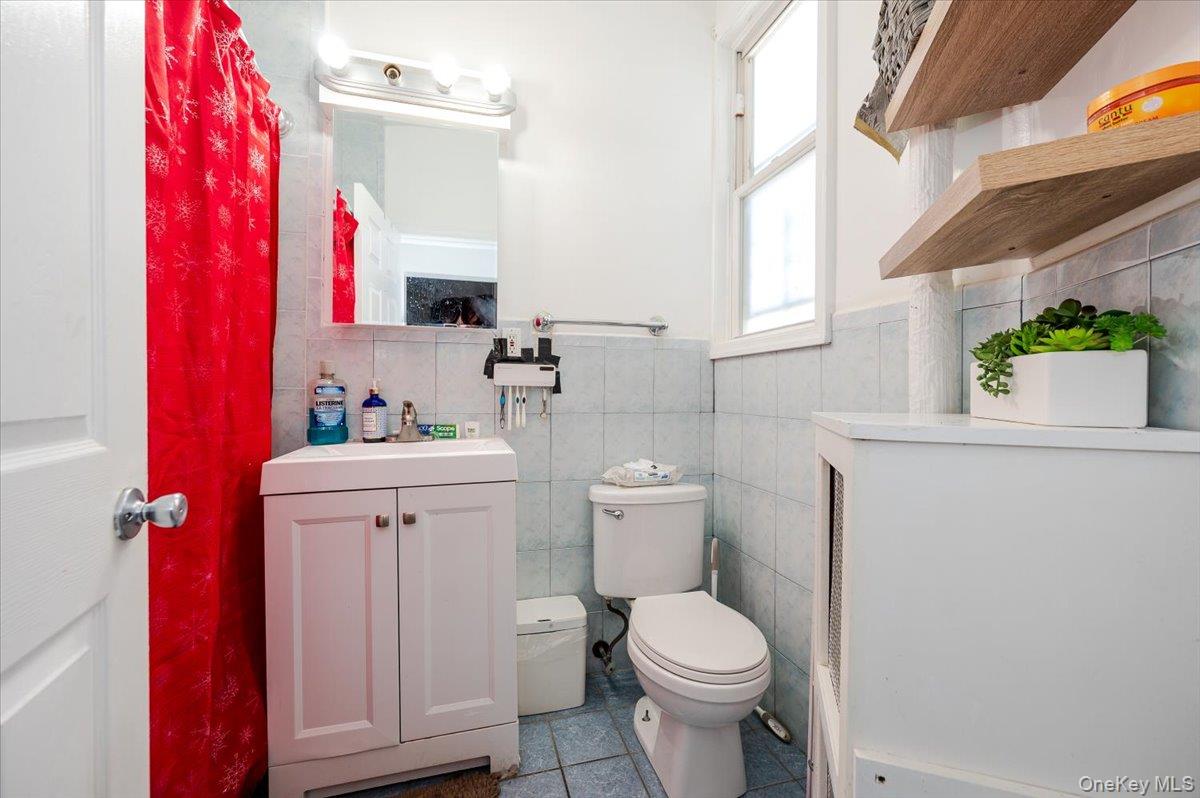 2918 Bruckner Boulevard, Bronx, NY 10465