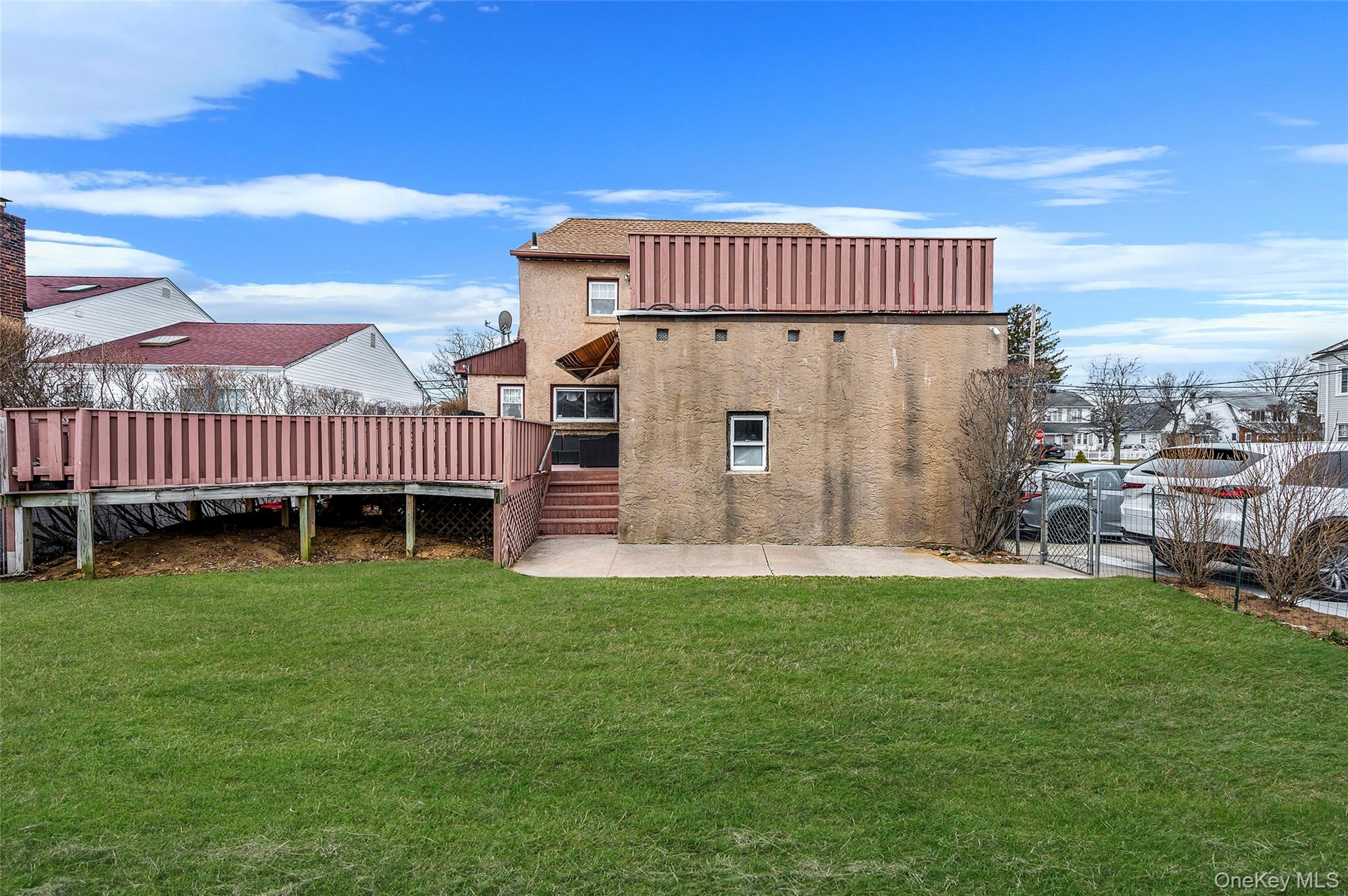 175 Rockaway Parkway, Valley Stream, NY 11580