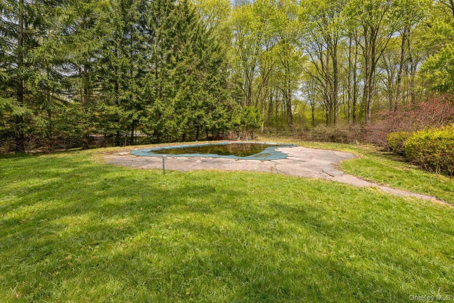 17 Briarwood Lane, Suffern, NY 10901