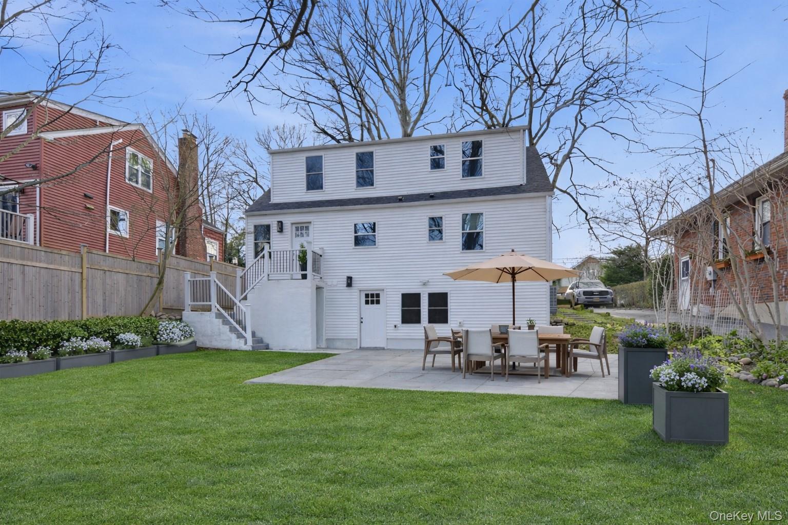 18 Maple Place, Huntington, NY 11743