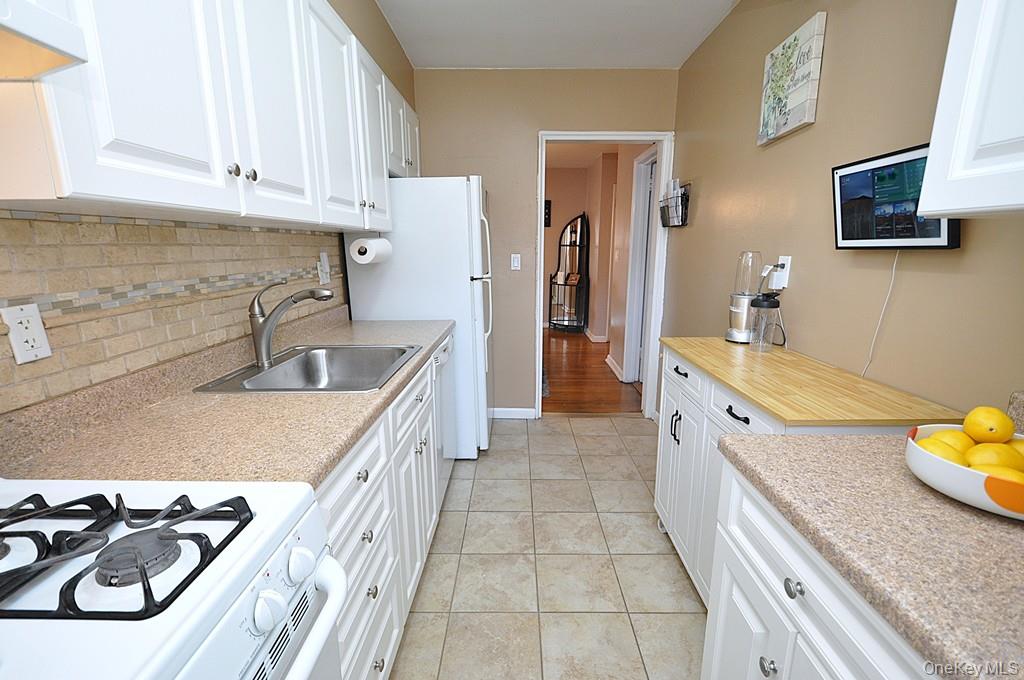 1 Vincent Road # 6B, Bronxville, NY 10708