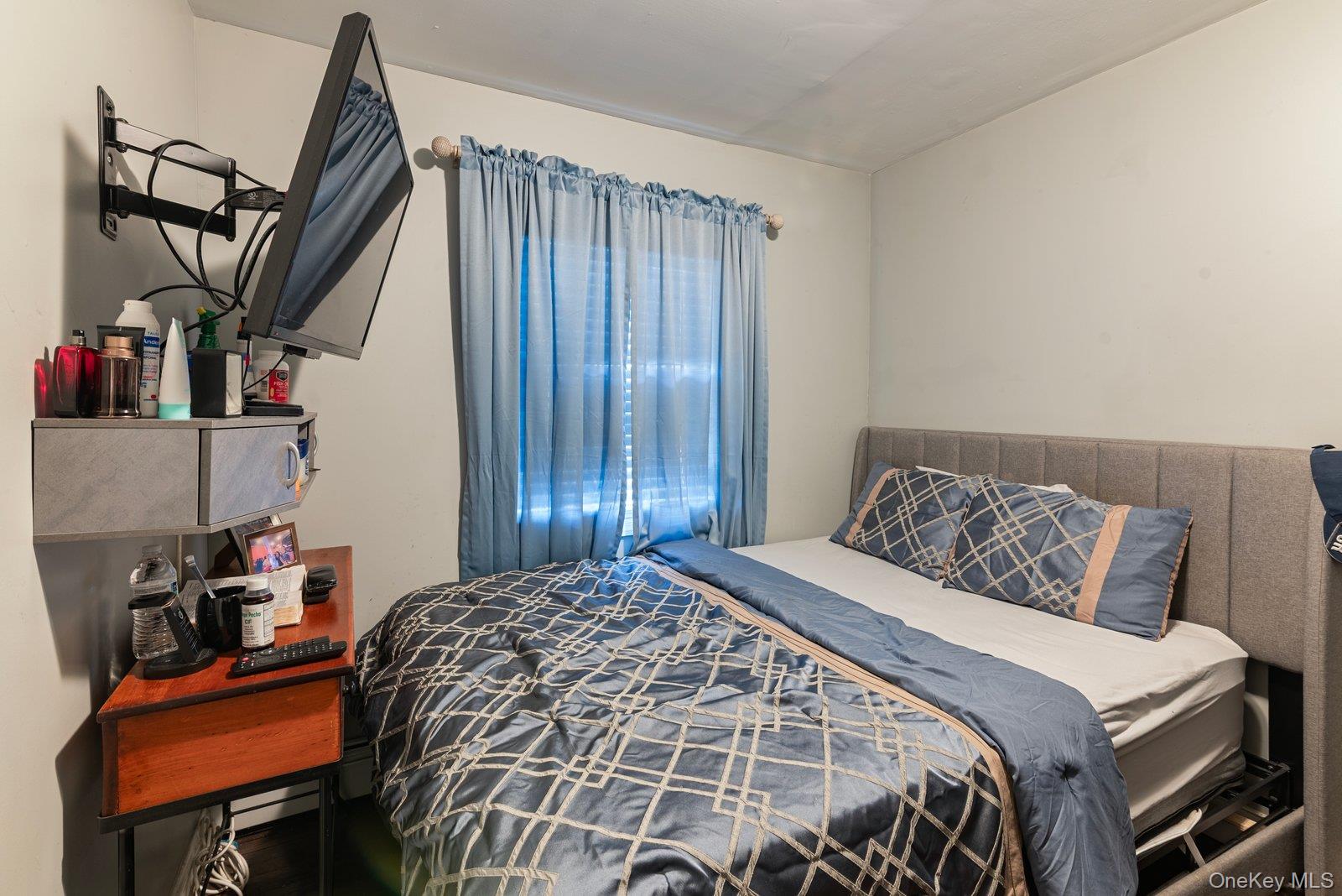 178 Timberline Drive, Brentwood, NY 11717