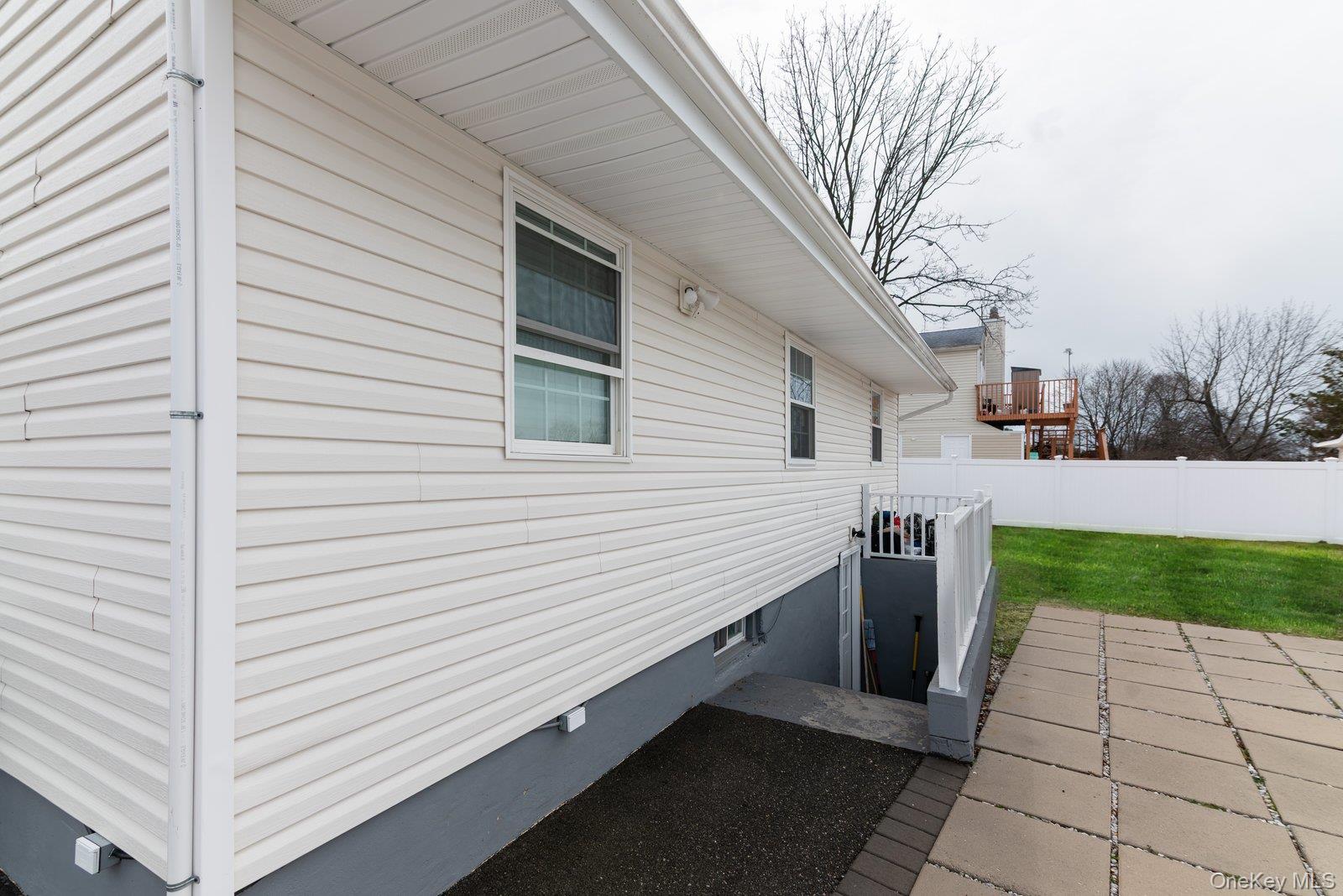 178 Timberline Drive, Brentwood, NY 11717