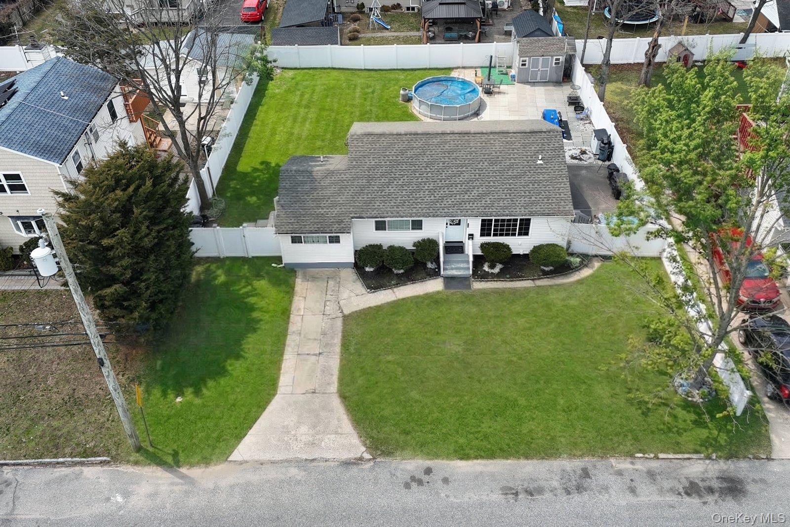 178 Timberline Drive, Brentwood, NY 11717